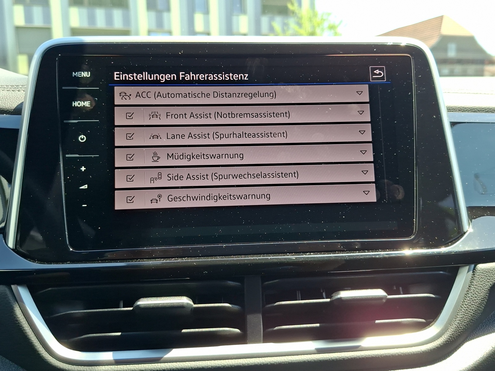 VW T-Roc 2.0 TSI R-Line DSG 4Motion-image-21