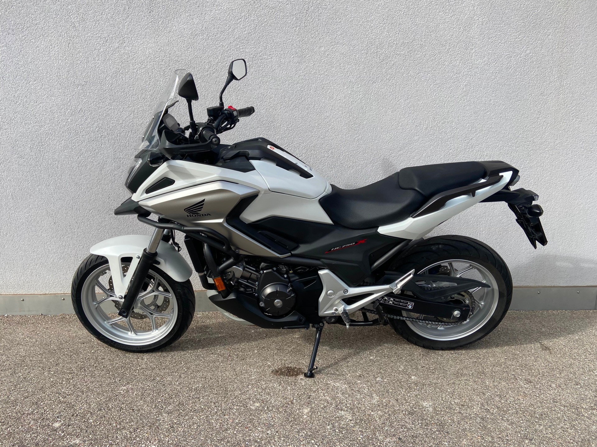 HONDA NC 750 X DTC ABS-image-9