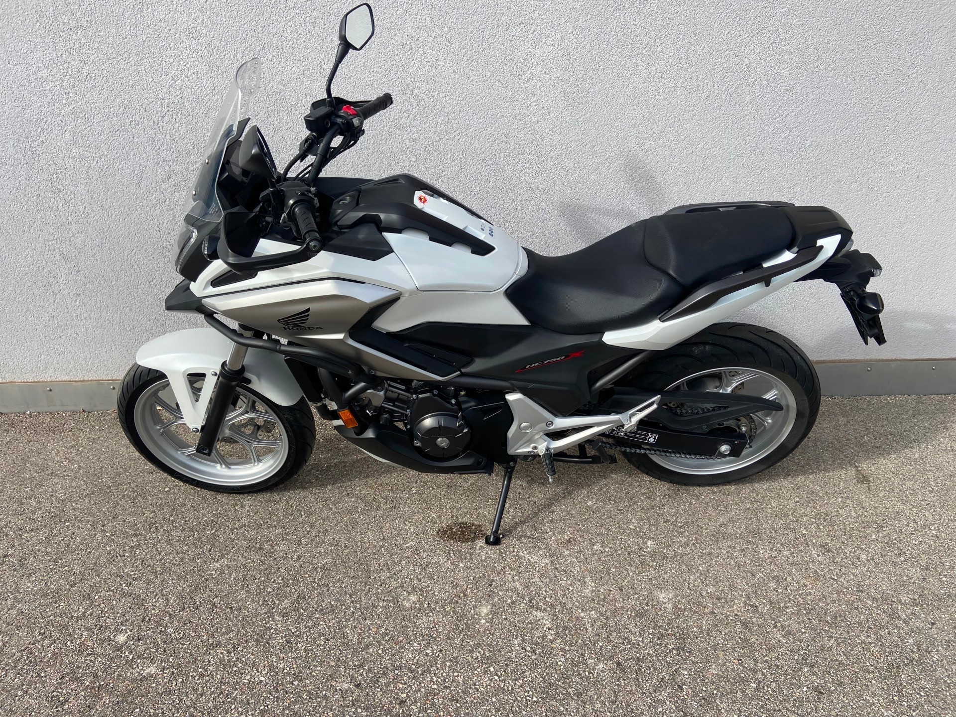 HONDA NC 750 X DTC ABS-image-10