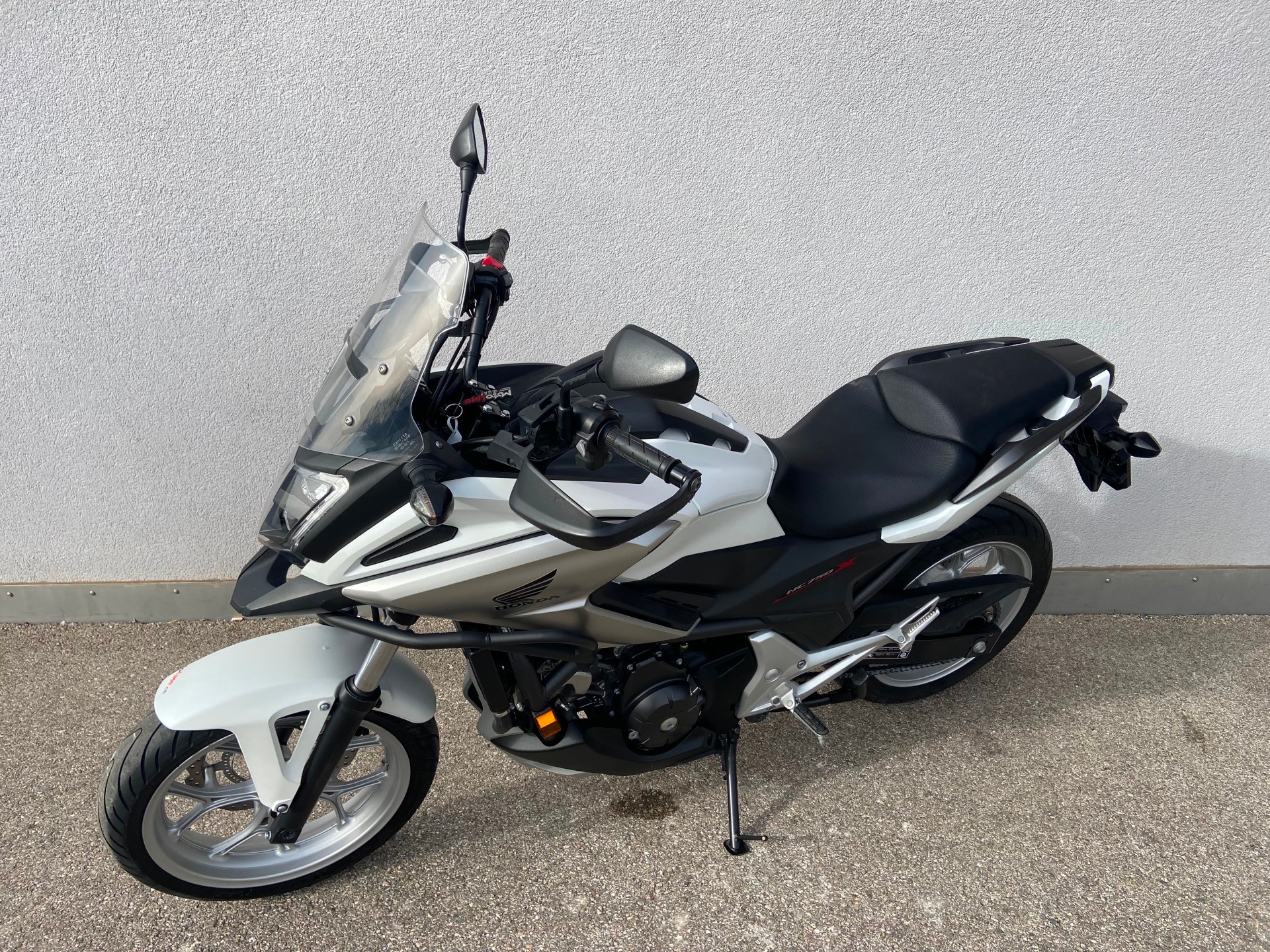 HONDA NC 750 X DTC ABS-image-7