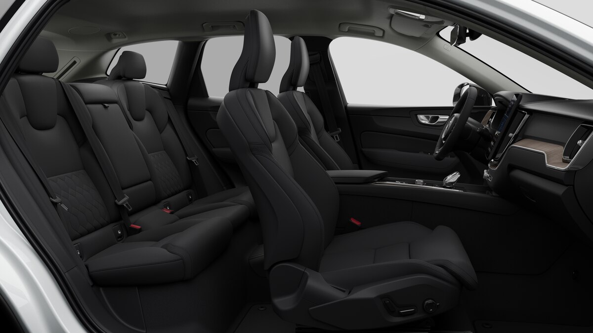 VOLVO XC60 2.0 T6 TE Plus Dark eAWD-image-13