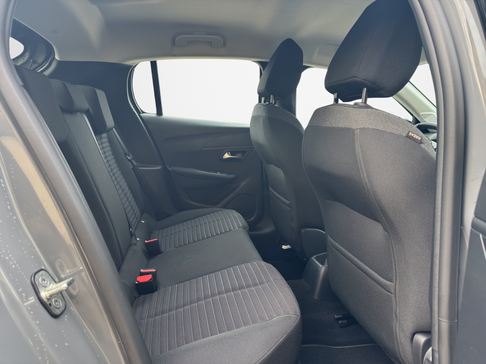 PEUGEOT 208 1.2 PureTech Active-image-14