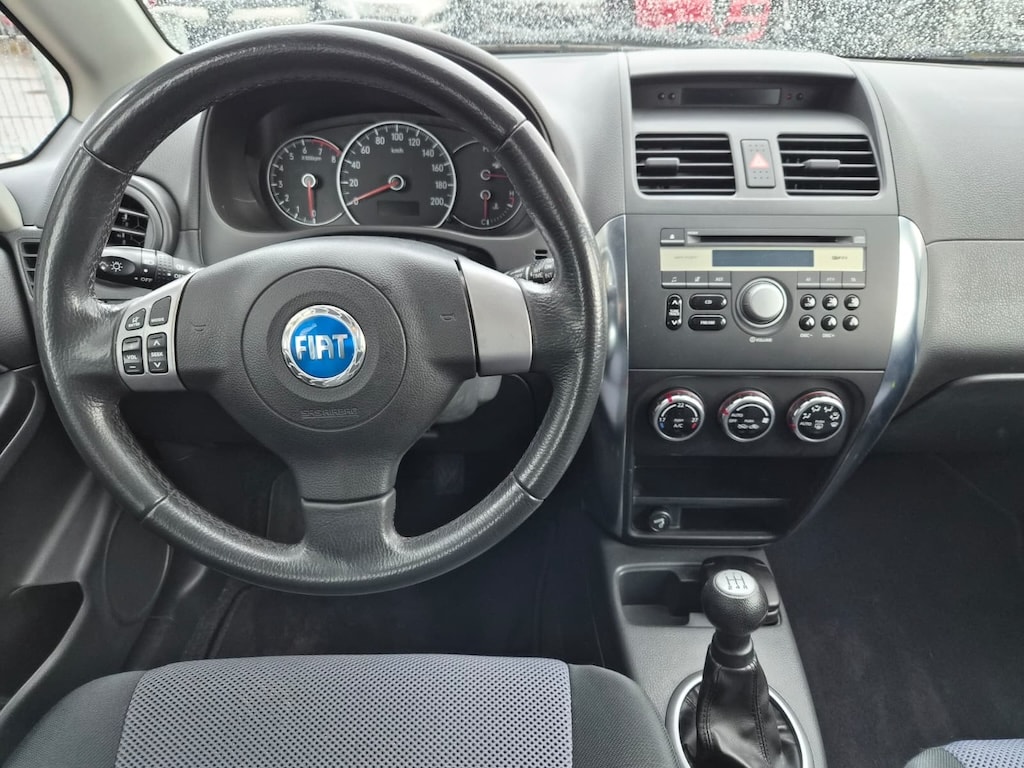 FIAT Sedici 1.6 4WD Emotion-image-12