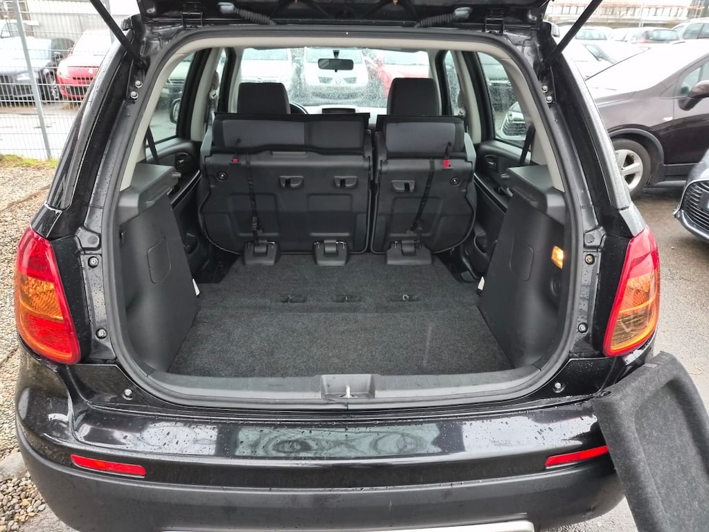 FIAT Sedici 1.6 4WD Emotion-image-15