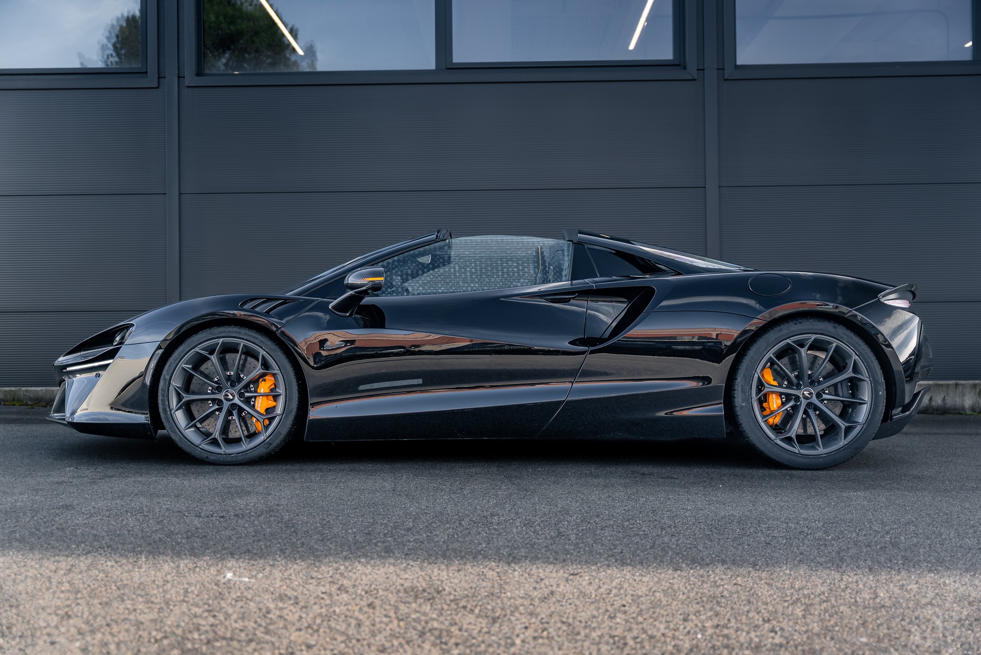 McLAREN Artura Spider-image-1