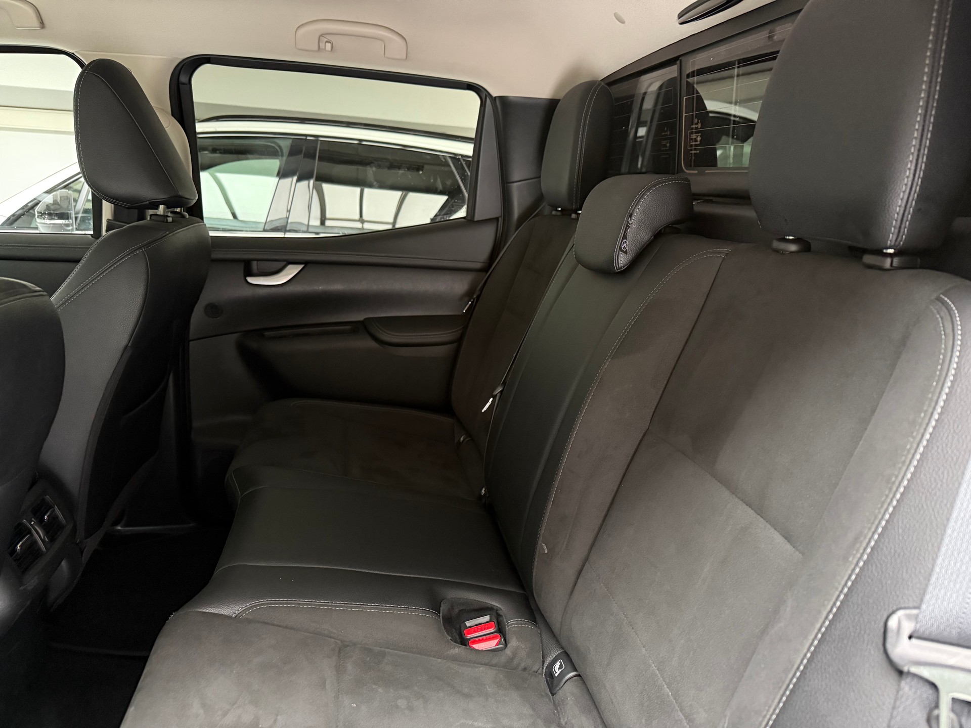 MERCEDES-BENZ X 350 d 4MATIC Power A Doppel Cab.-image-11