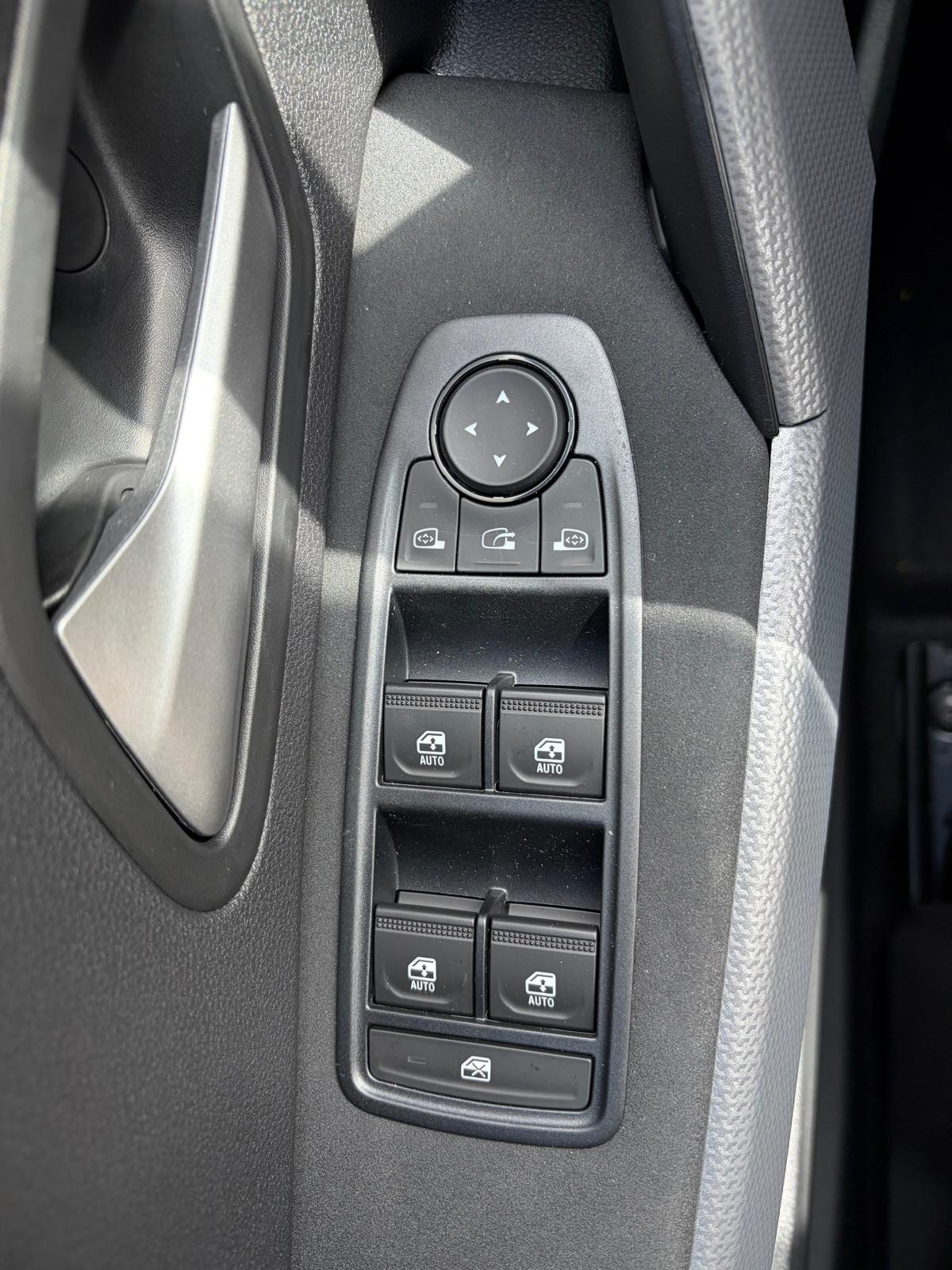 DACIA Duster HEV 155 Journey-image-9