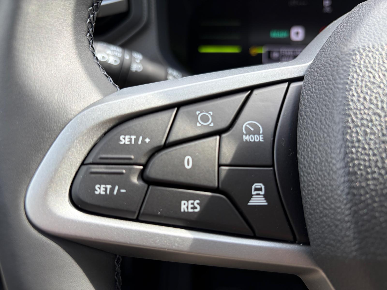 DACIA Duster HEV 155 Journey-image-16