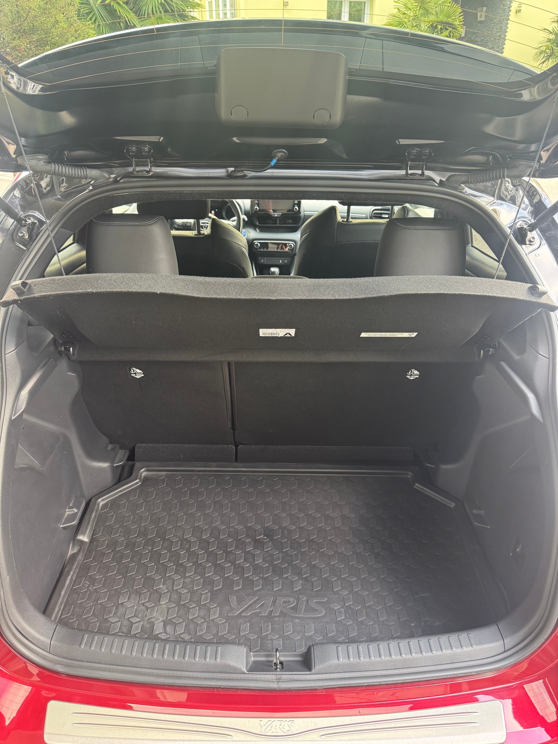 TOYOTA Yaris 1.5 Style e-CVT-image-5