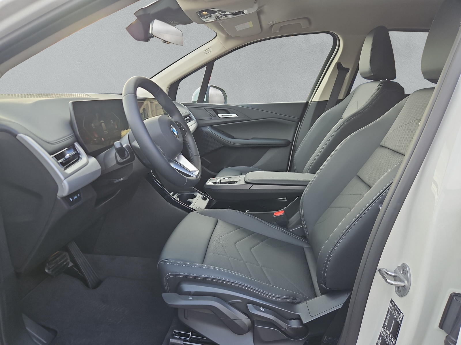 BMW 218d Active Tourer DKG-image-9