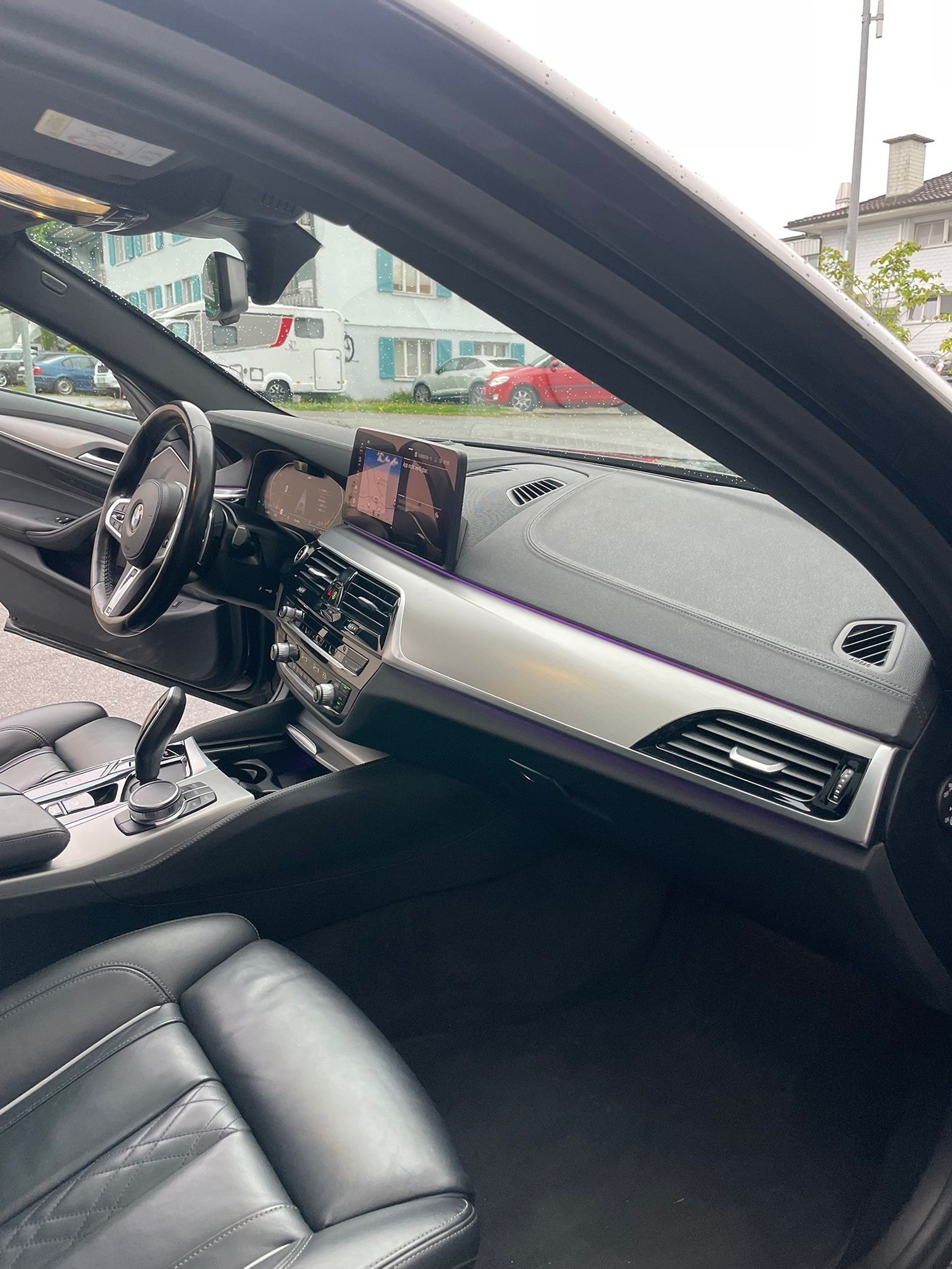 BMW Facelift 540i xDrive 48V Luxury Line Steptronic Werksgarantie CH-Auto 70% Rabatt All Black-image-14