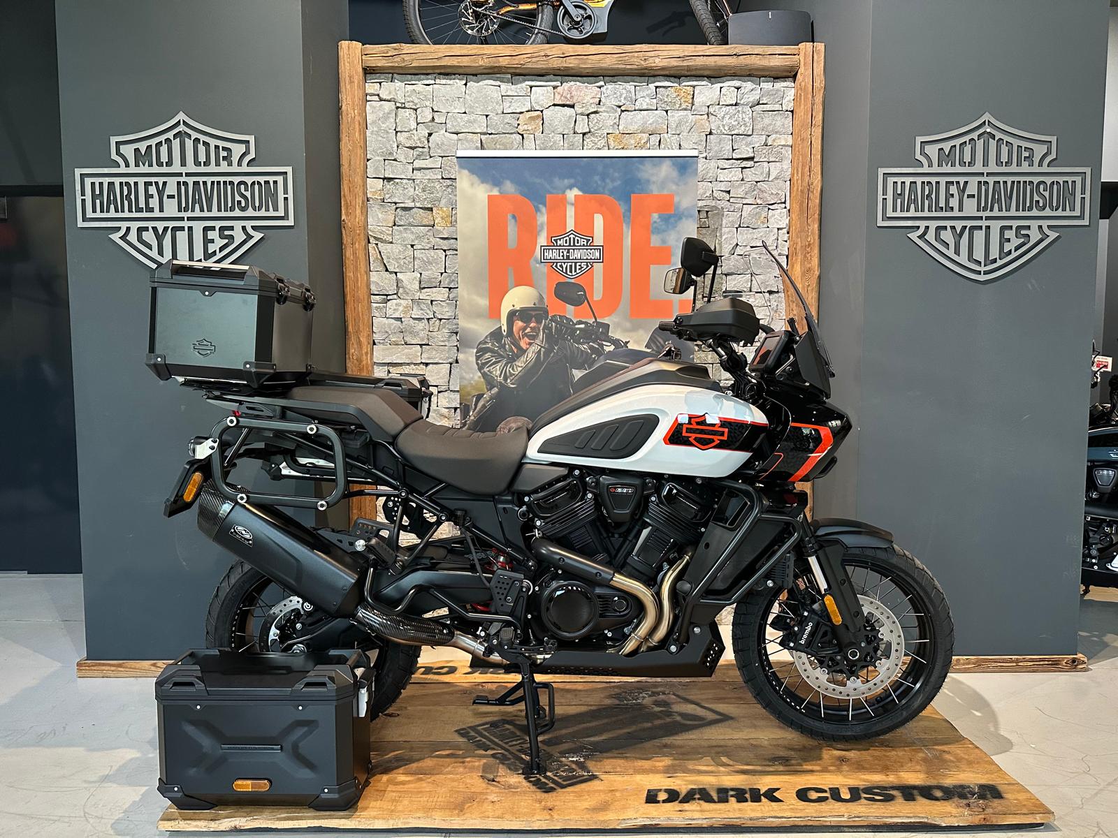 HARLEY-DAVIDSON Pan AmericaTM 1250 Limited