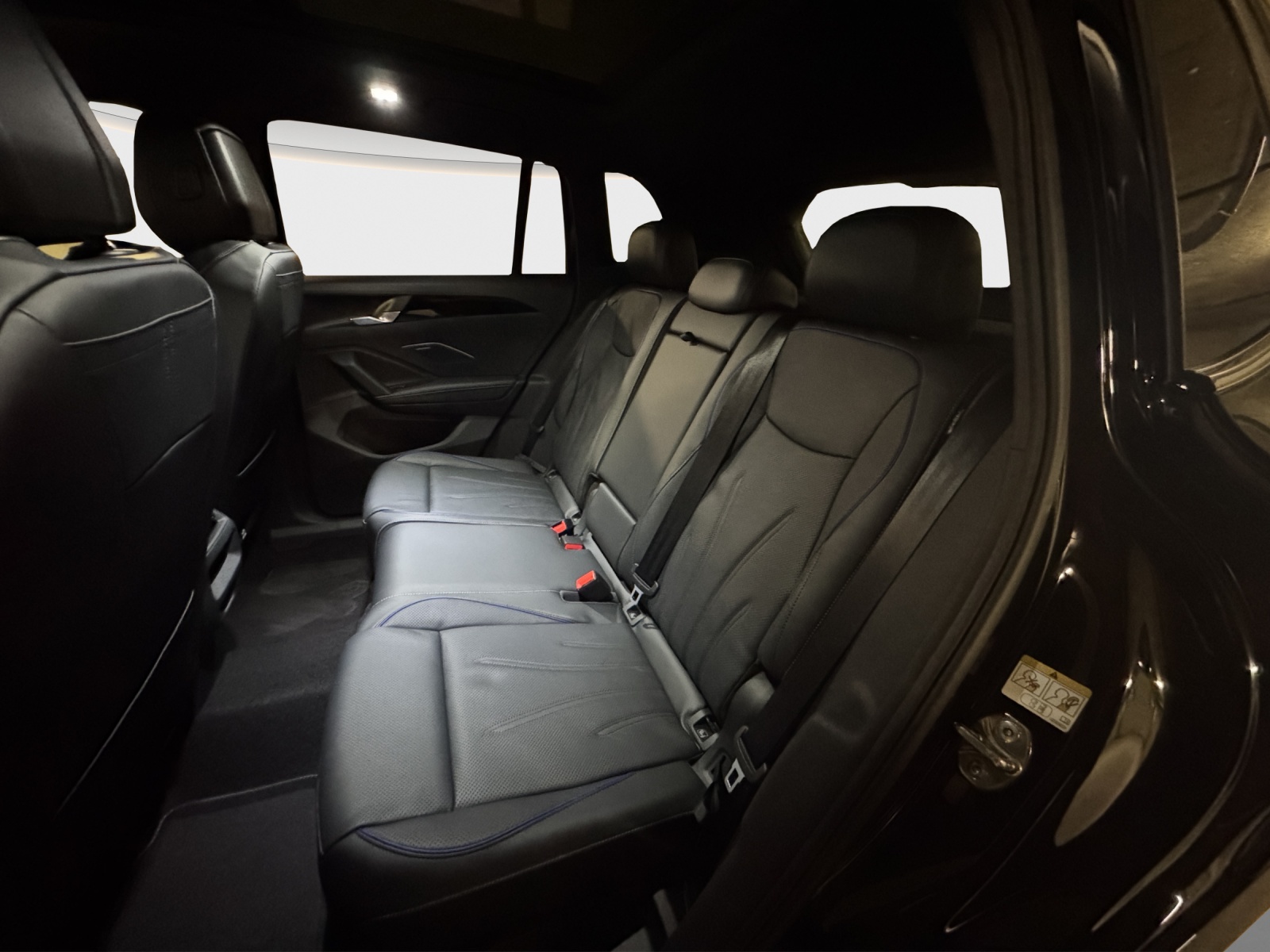 VW Tiguan 1.5 TSI evo2 eHybrid R-Line DSG-image-11