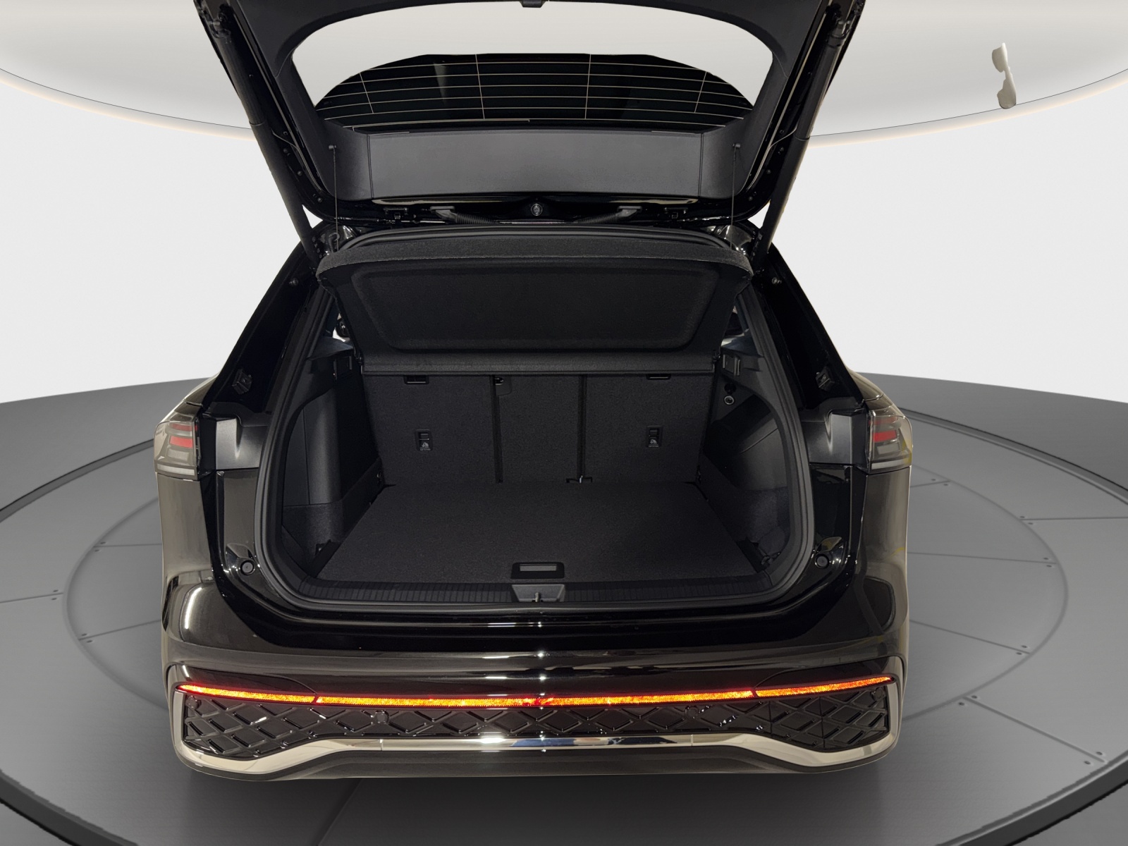 VW Tiguan 1.5 TSI evo2 eHybrid R-Line DSG-image-12