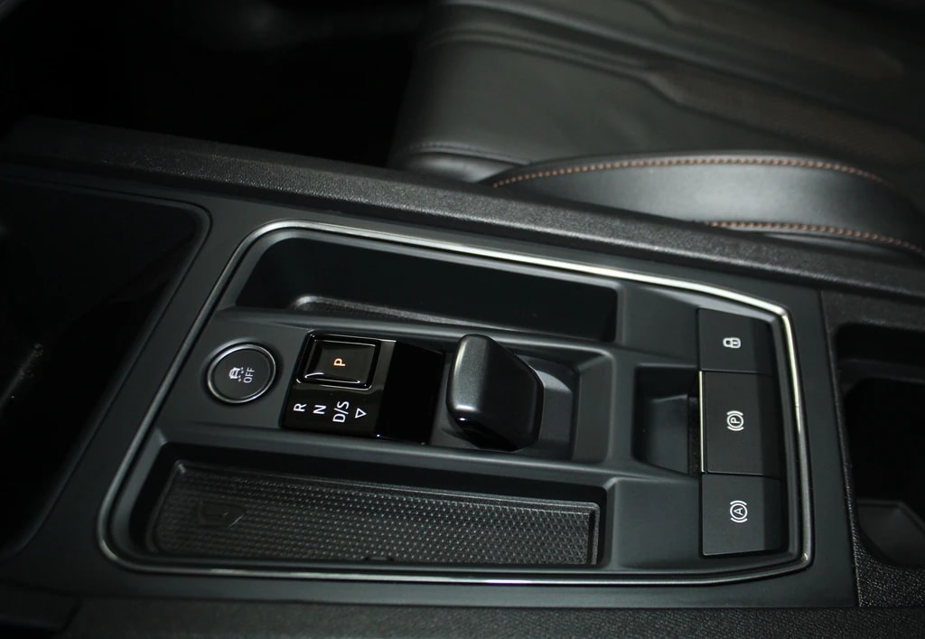 CUPRA Formentor 2.5TSI VZ5 Black Edition 4Drive DSG CUPBucket Sportschalensitze Vollleder-image-15