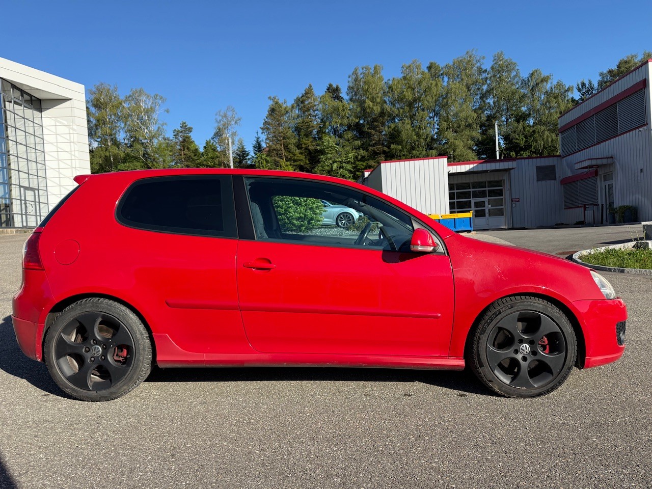 VW Golf 2.0 TFSI GTI-image-7