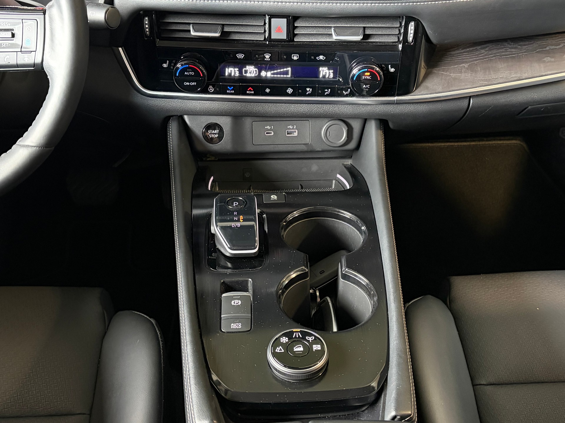 NISSAN X-Trail 1.5 VC-T e-Power 4WD Tekna*CH-Fahrzeug*-image-17