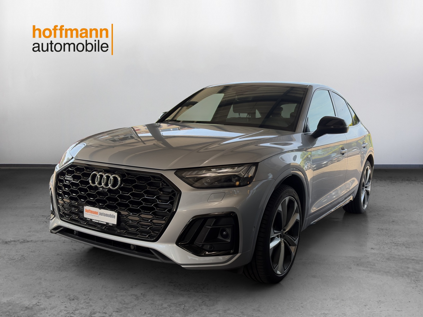 AUDI Q5 Sportback 50 TFSI e PHEV S line quattro S-tronic-image-0