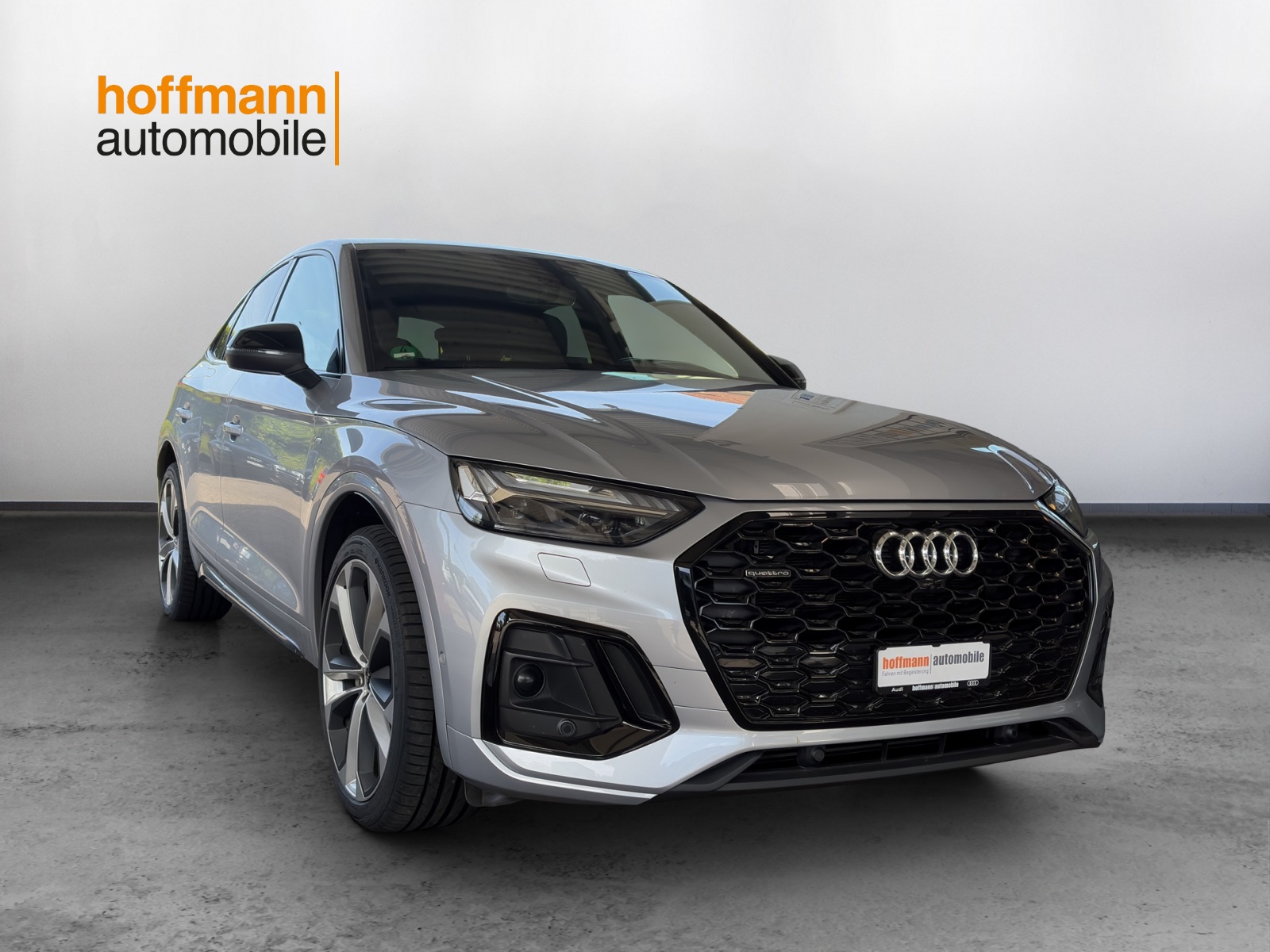 AUDI Q5 Sportback 50 TFSI e PHEV S line quattro S-tronic-image-2