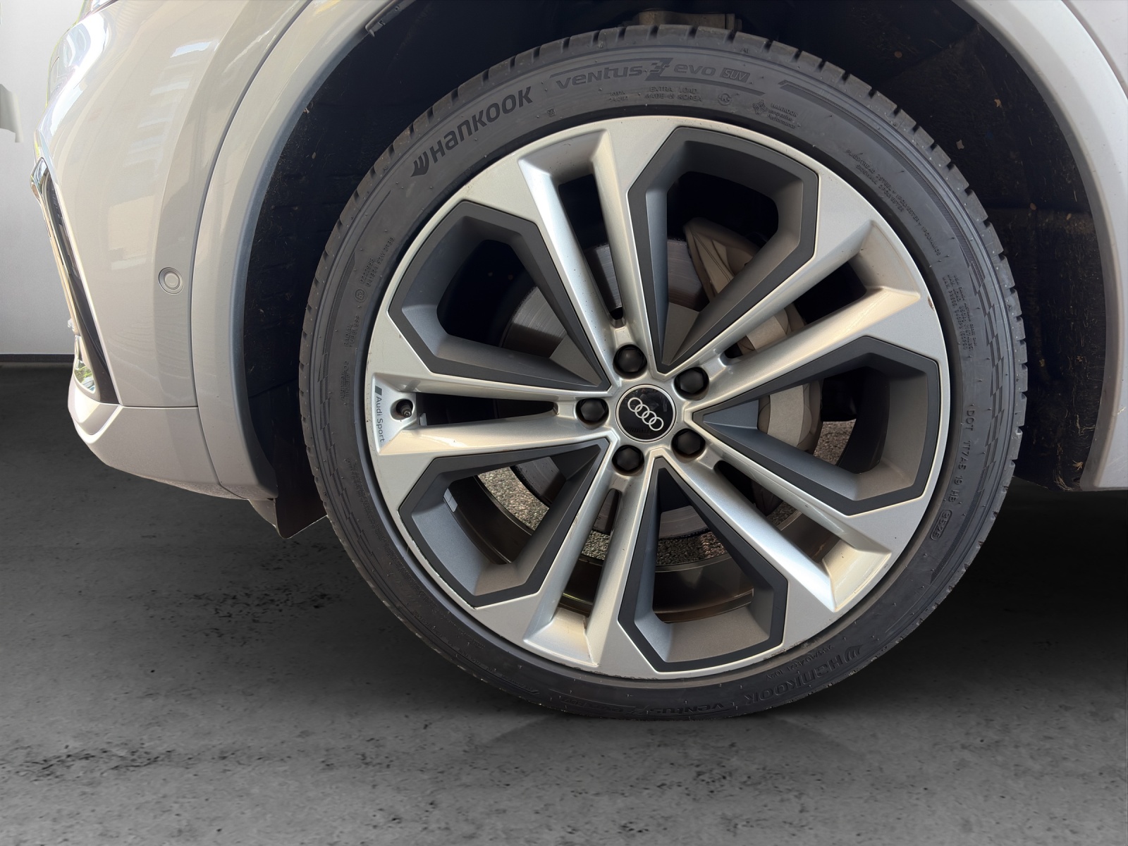 AUDI Q5 Sportback 50 TFSI e PHEV S line quattro S-tronic-image-12