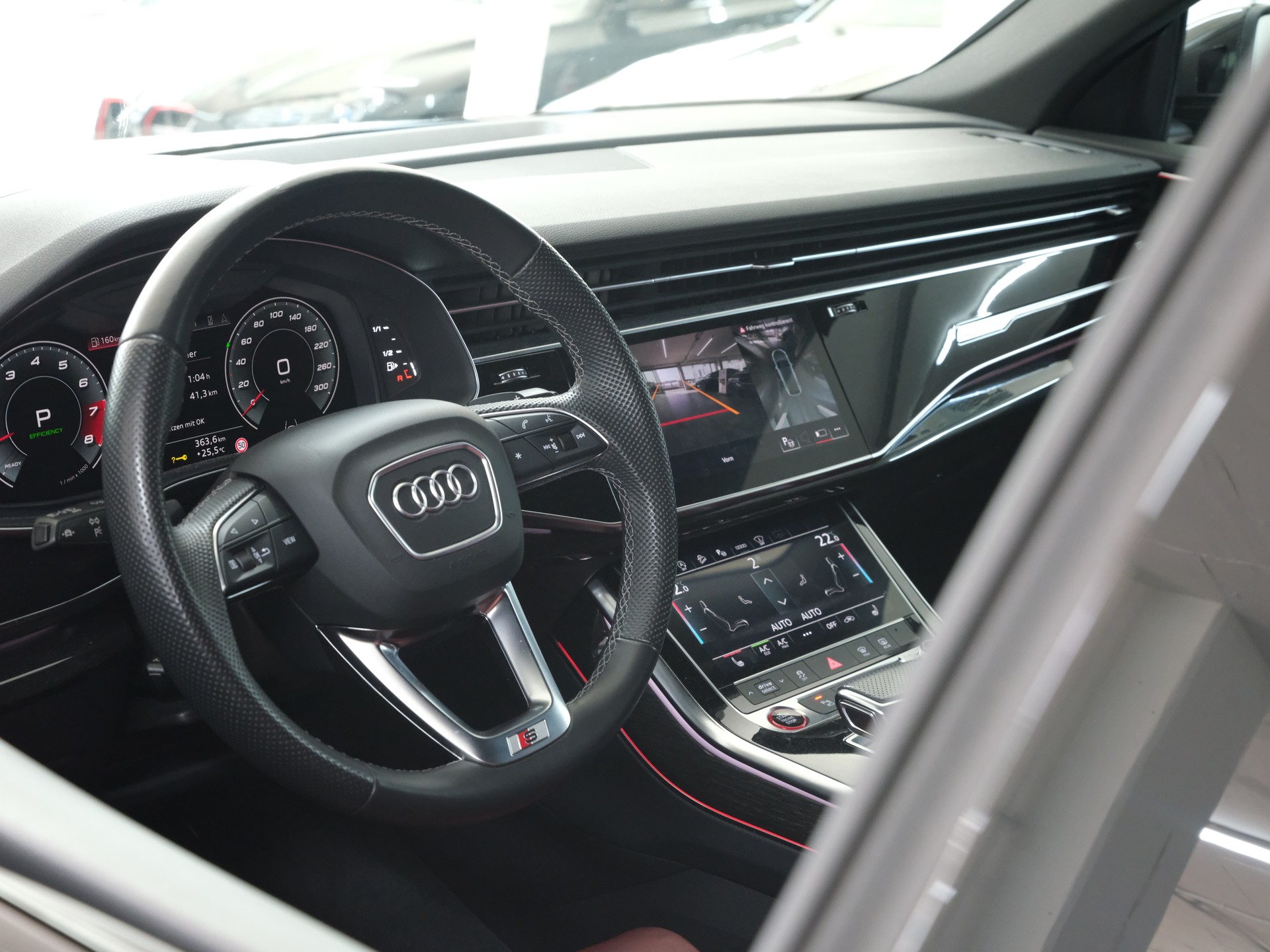 AUDI SQ8 TFSI quattro tiptronic *RS Performance* *Sportabgassanlage* *Head Up Display*-image-22