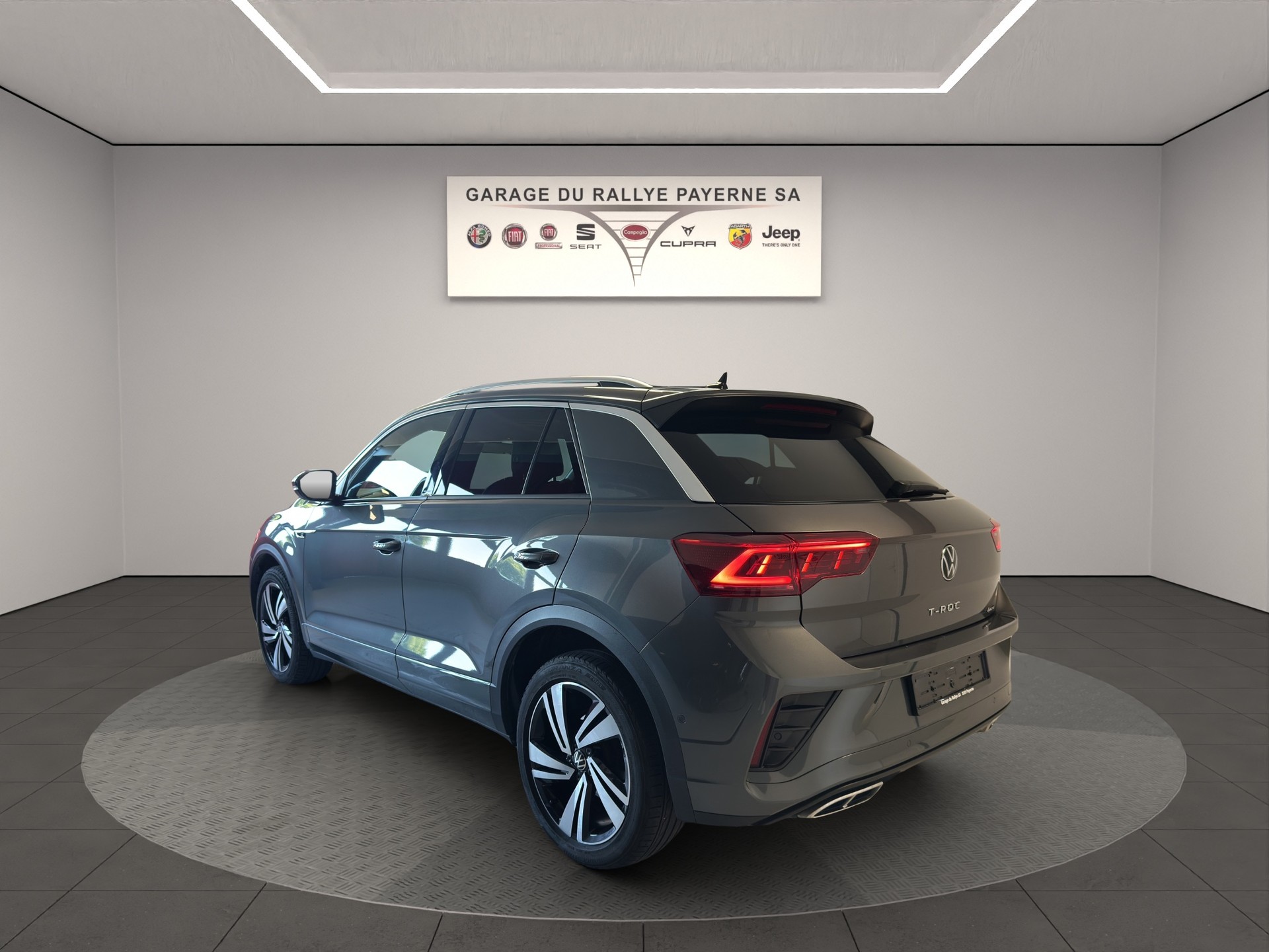 VW T-Roc 2.0 TSI R-Line DSG 4Motion-showroom-element-2