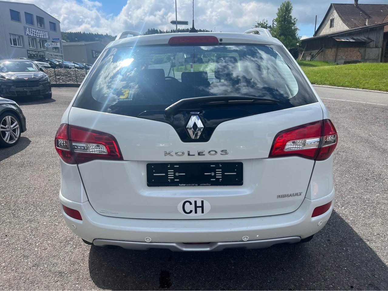 RENAULT Koleos 2.0 dCi Dynamique 4x4 Automatic-image-1