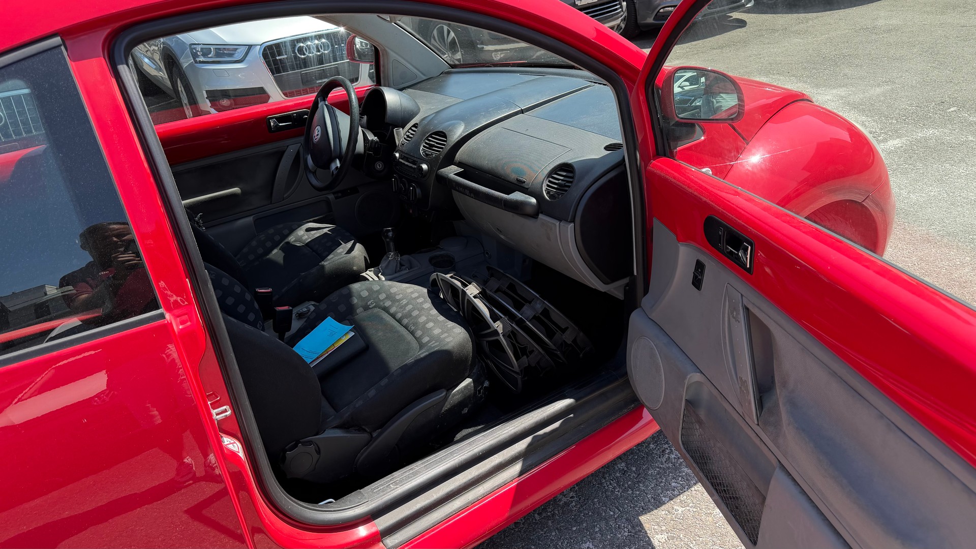 VW Beetle 1.9 TDI-image-4