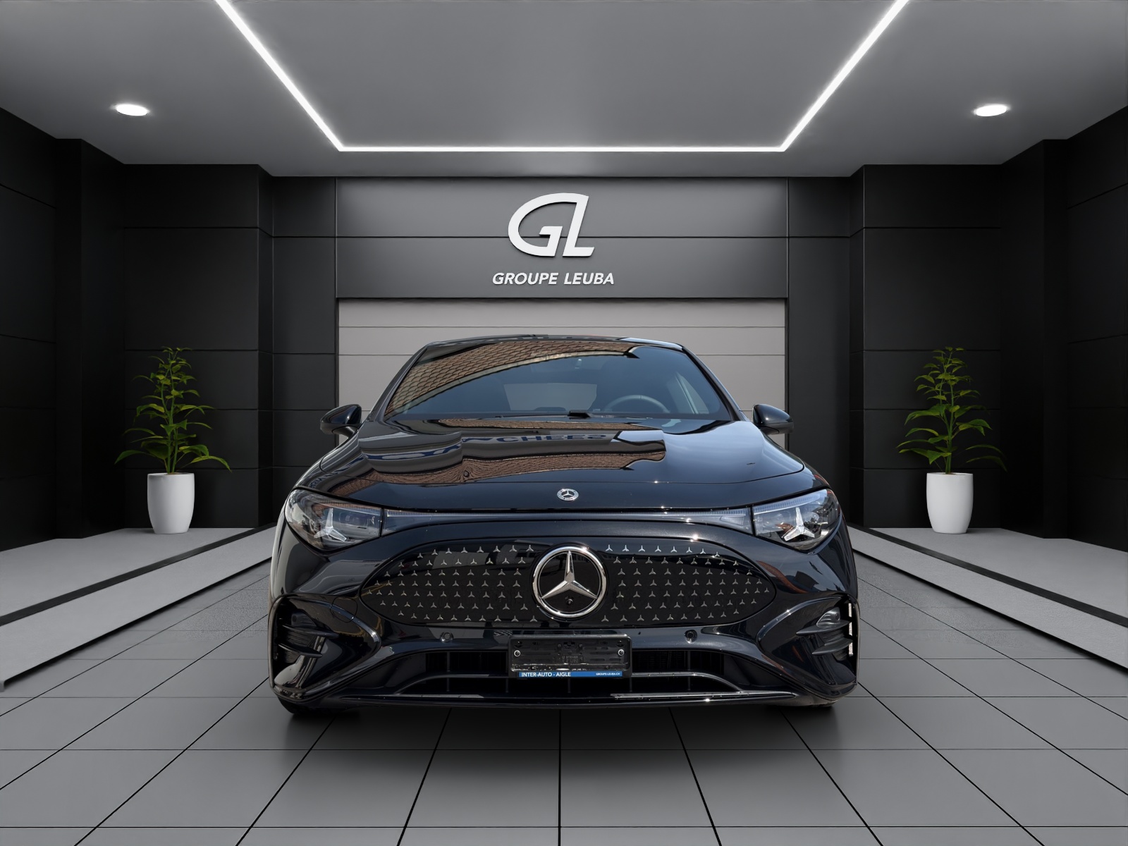 MERCEDES-BENZ CLA 350 4 Matic 85 kWh EQ-showroom-element-1