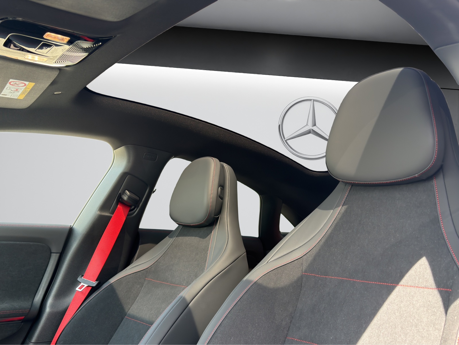 MERCEDES-BENZ CLA 350 4 Matic 85 kWh EQ-image-12