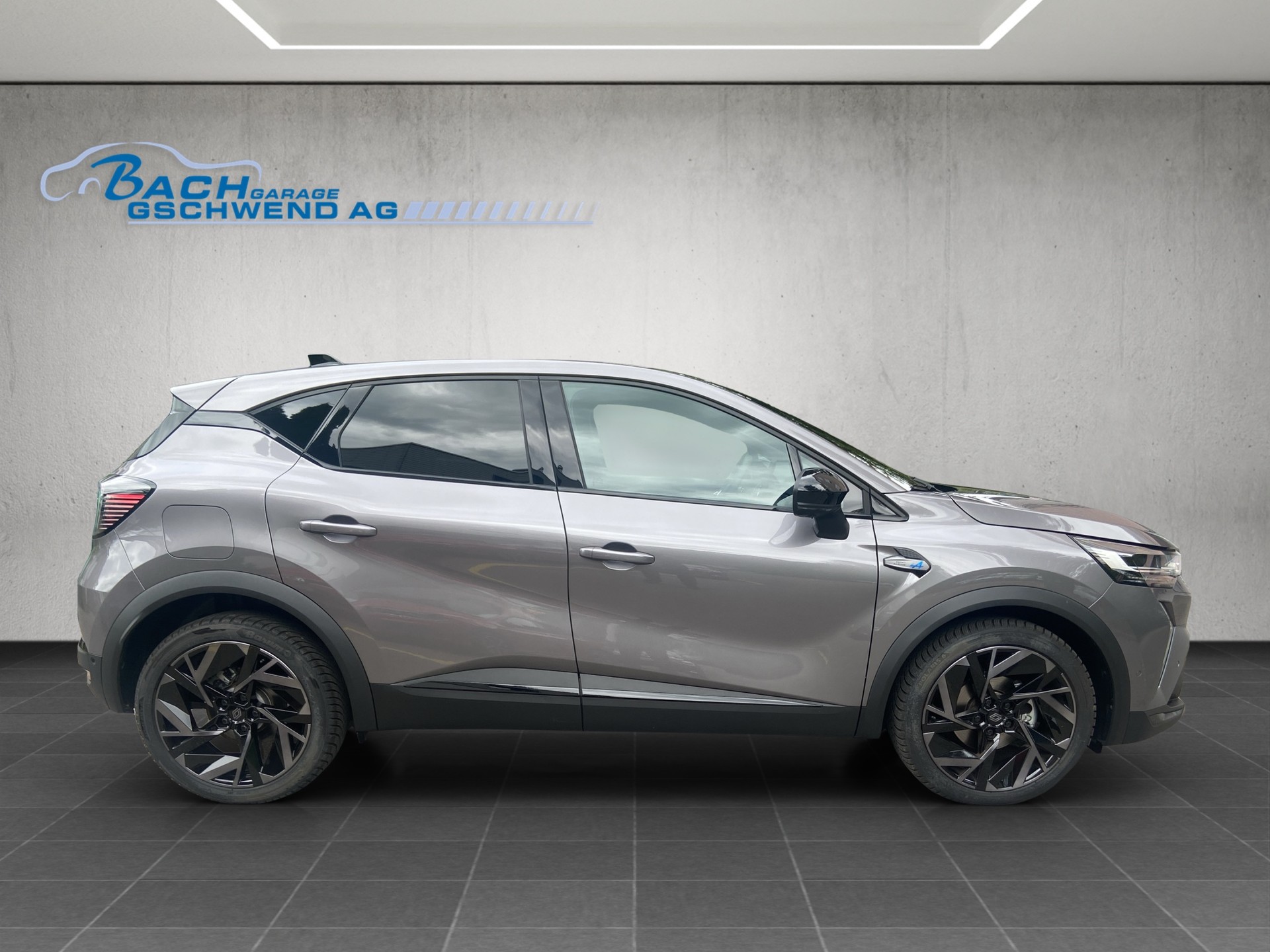 RENAULT Captur 1.3 TCe Esprit Alpine EDC-showroom-element-2
