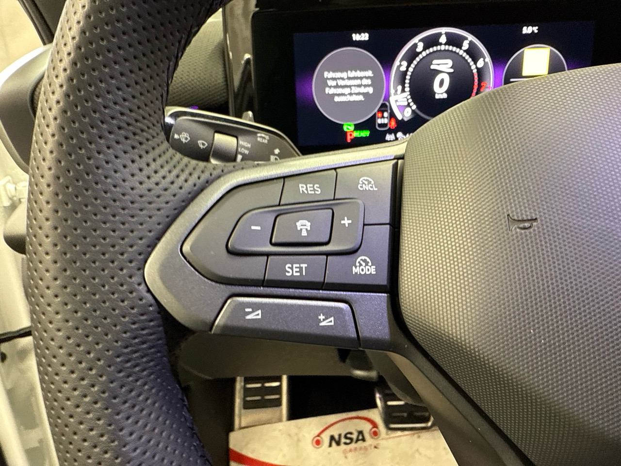 VW T-Roc 1.5 eTSI mHEV R-Line DSG-image-7