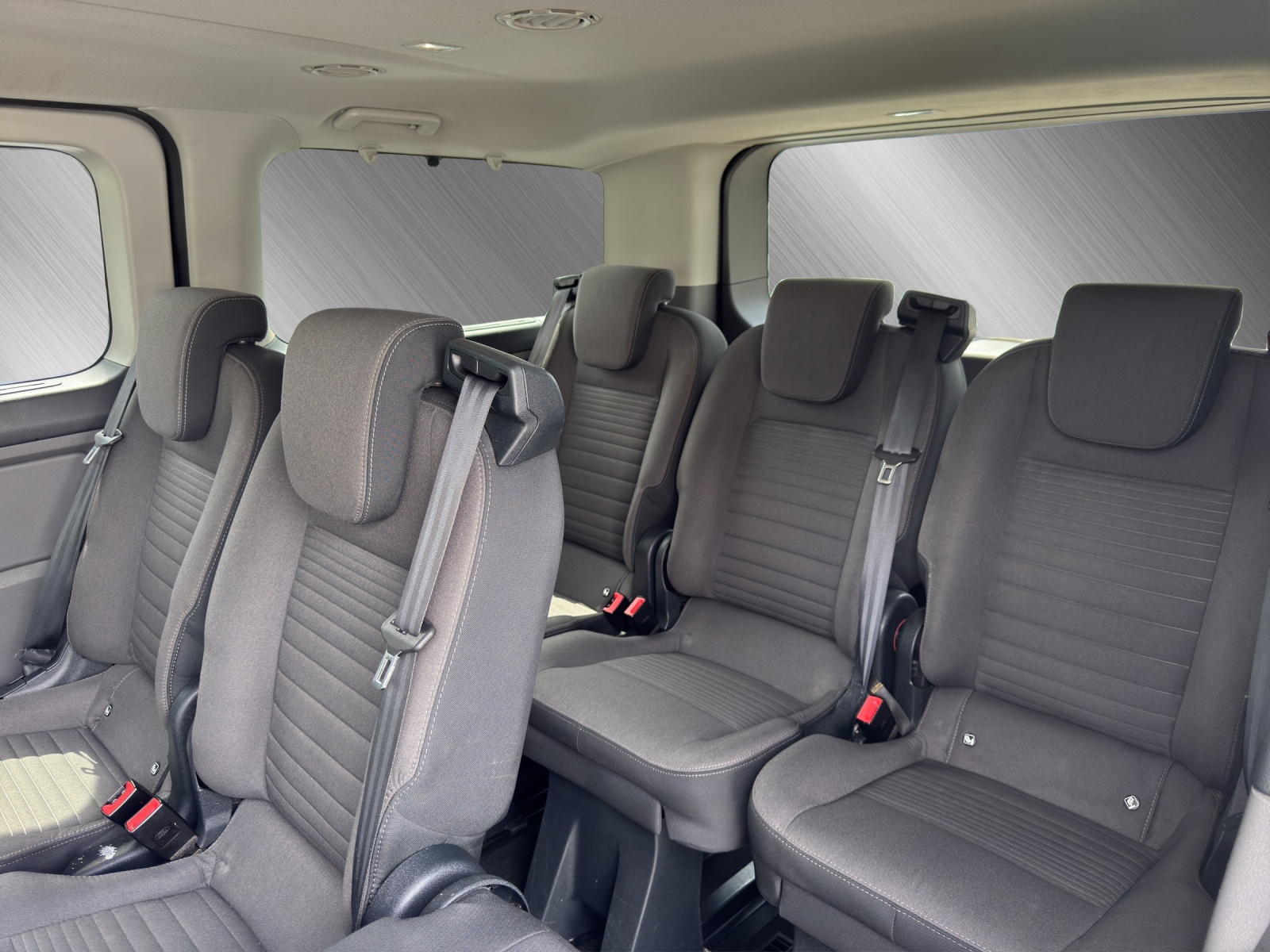 FORD Tourneo Custom 320 L1 2.0 TDCi-image-13