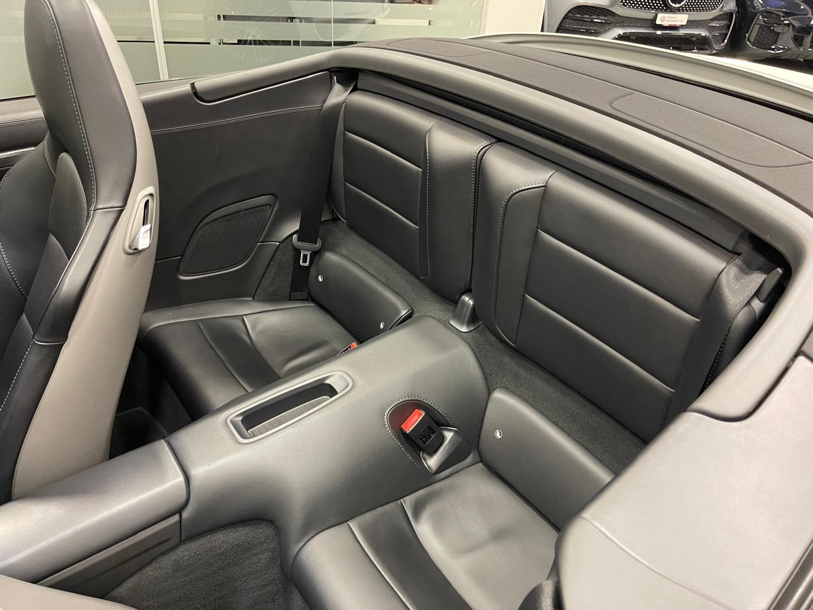 PORSCHE 911 Cabriolet 3.8 Turbo PDK-image-11