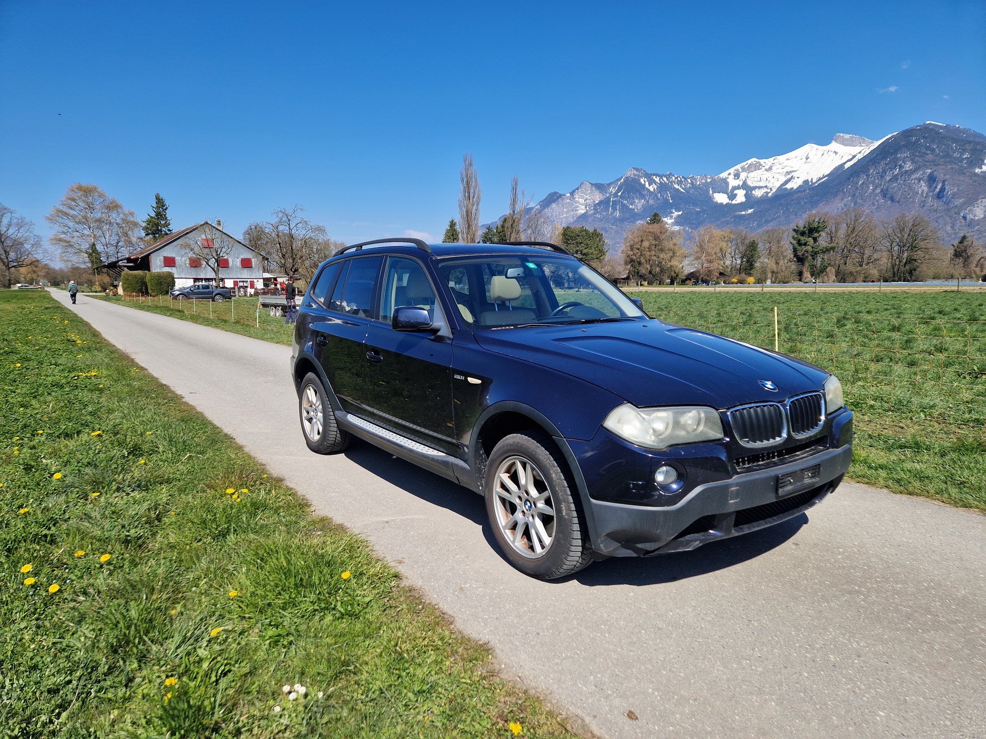 BMW X3 2.0i-image-2