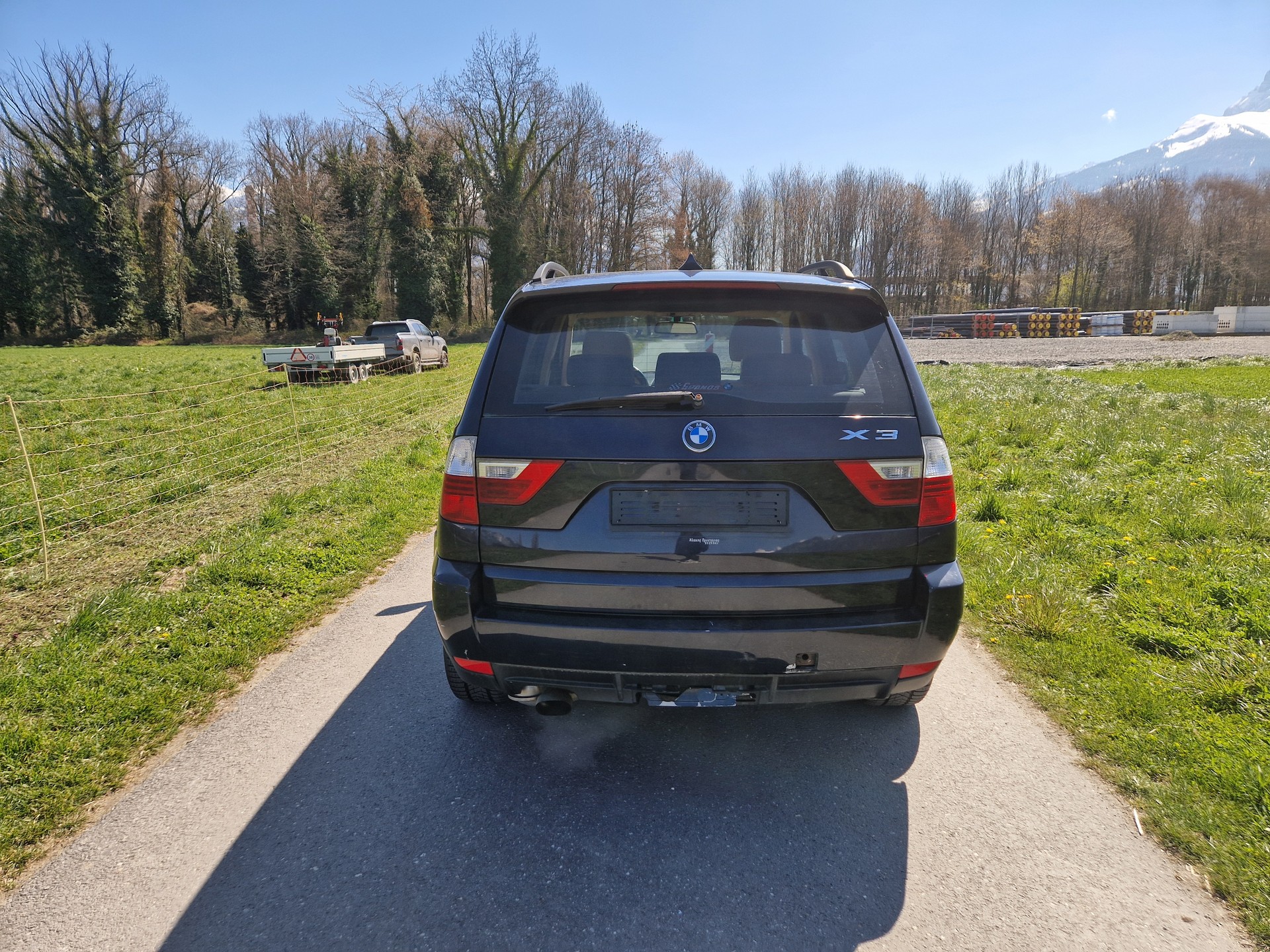 BMW X3 2.0i-image-4