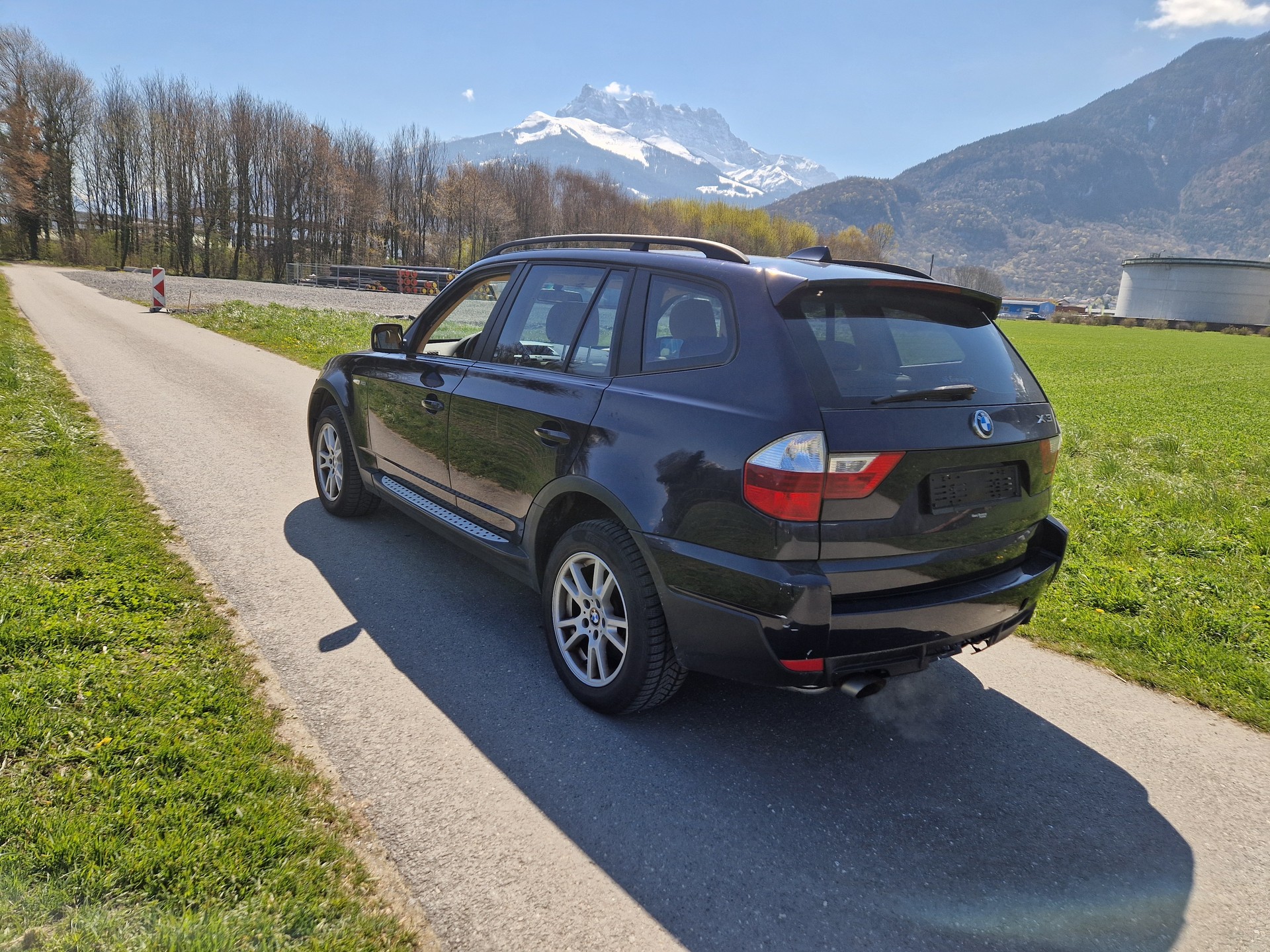 BMW X3 2.0i-image-5