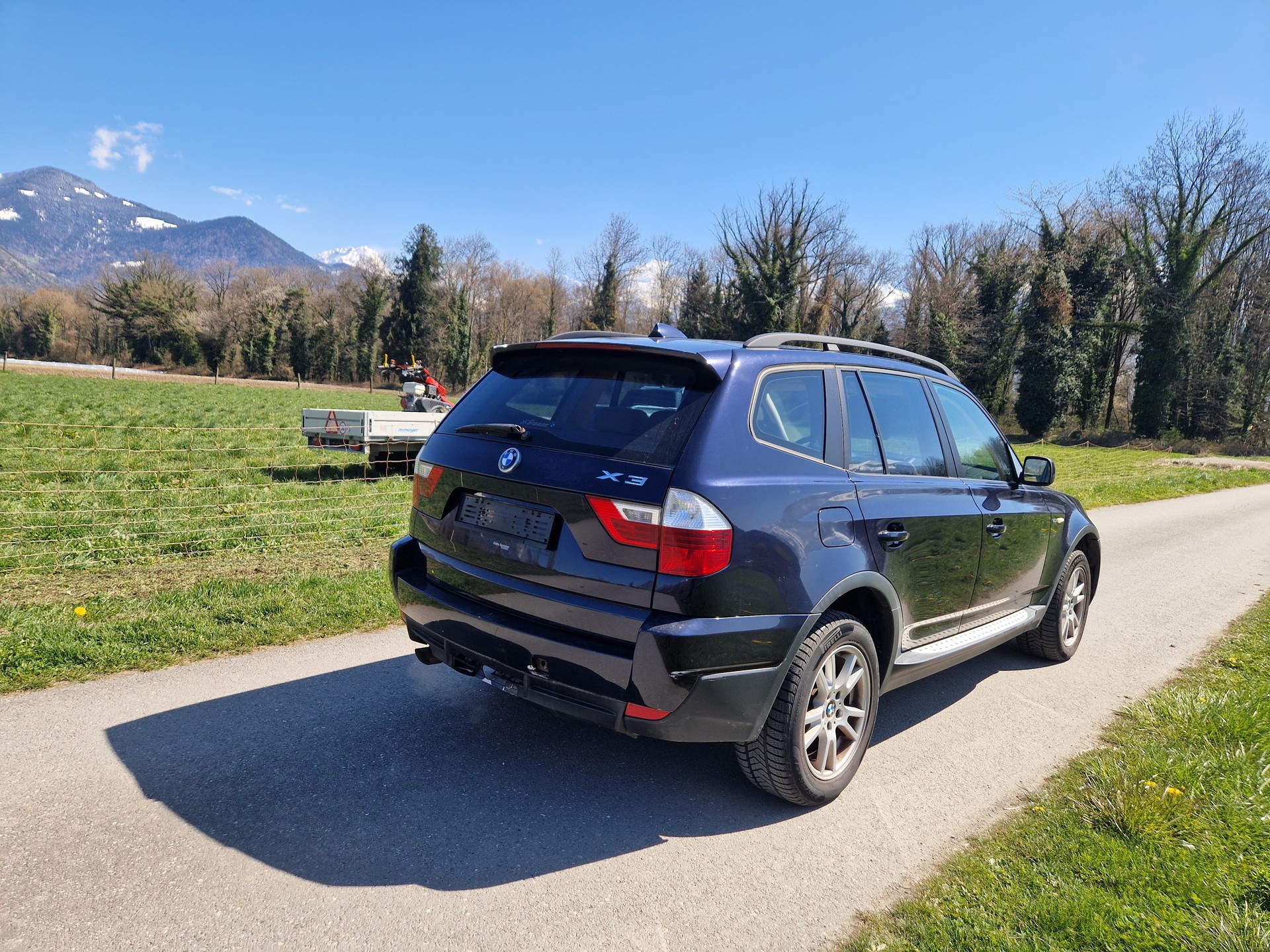BMW X3 2.0i-image-3