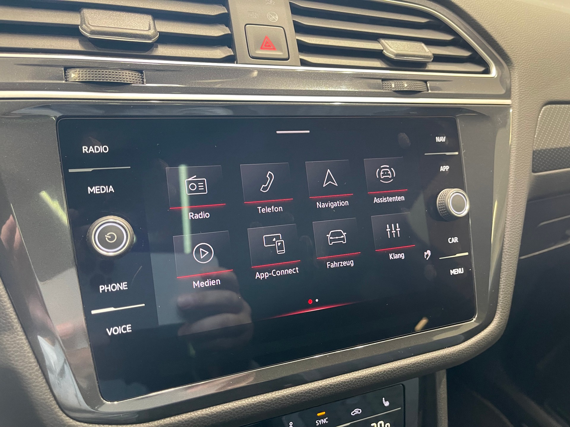 VW Tiguan Allspace 2.0TSI R-Line 4Motion DSG *7 PLATZ*-image-24