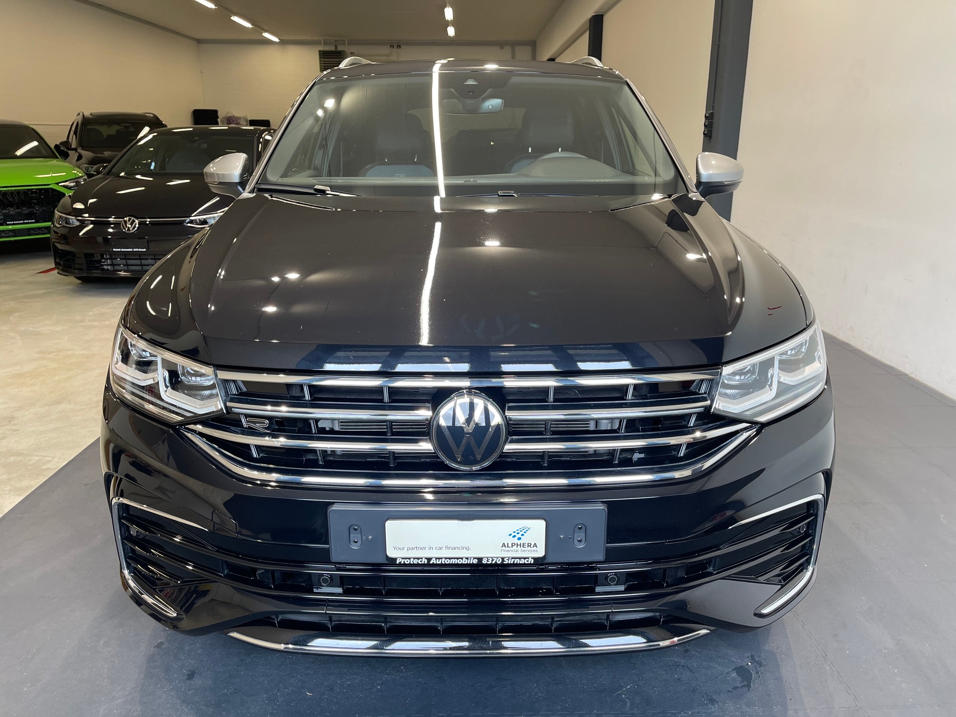 VW Tiguan Allspace 2.0TSI R-Line 4Motion DSG *7 PLATZ*-showroom-element-2
