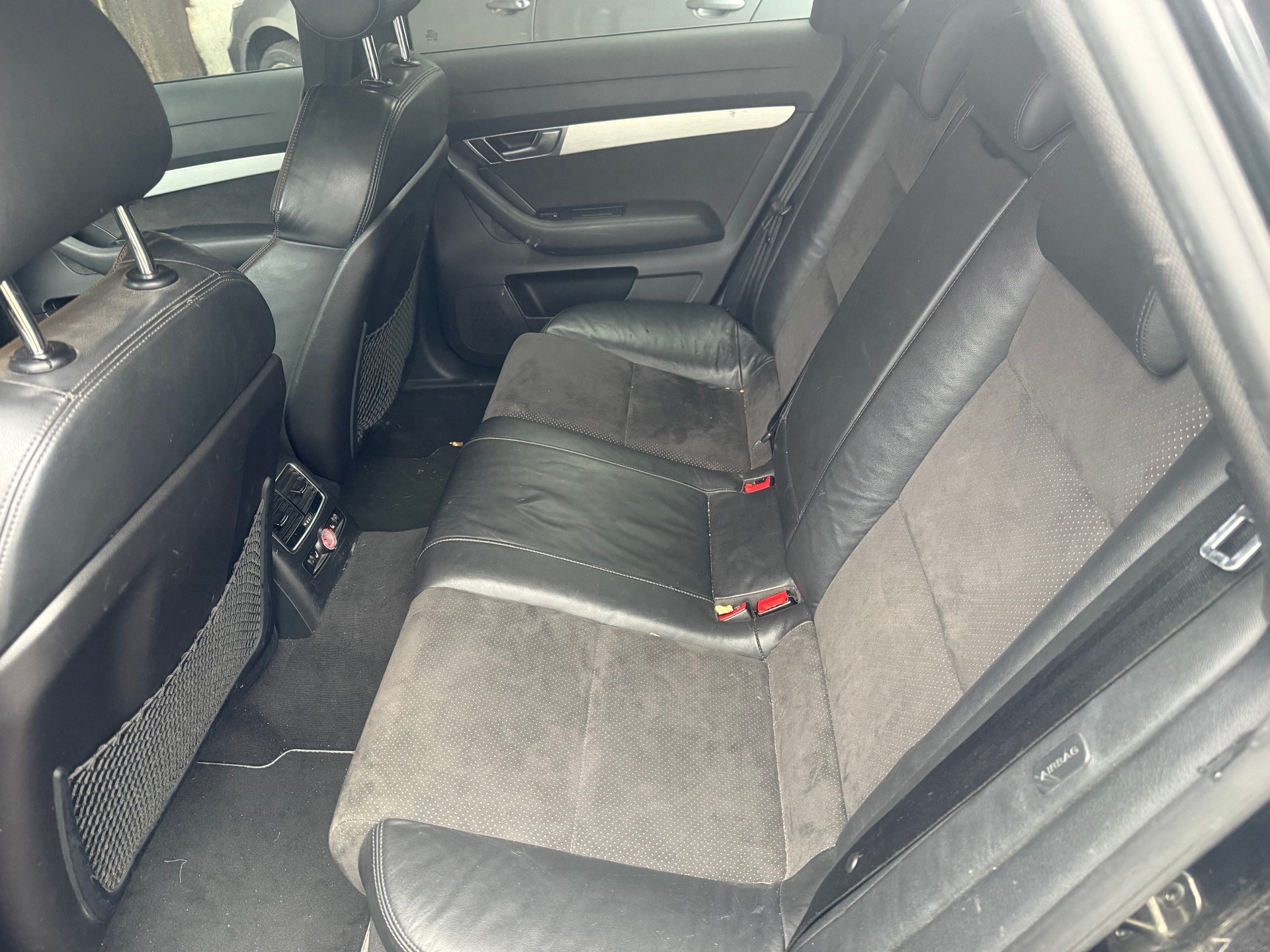 AUDI A6 Avant 3.0 V6 TDI quattro tiptronic-image-10