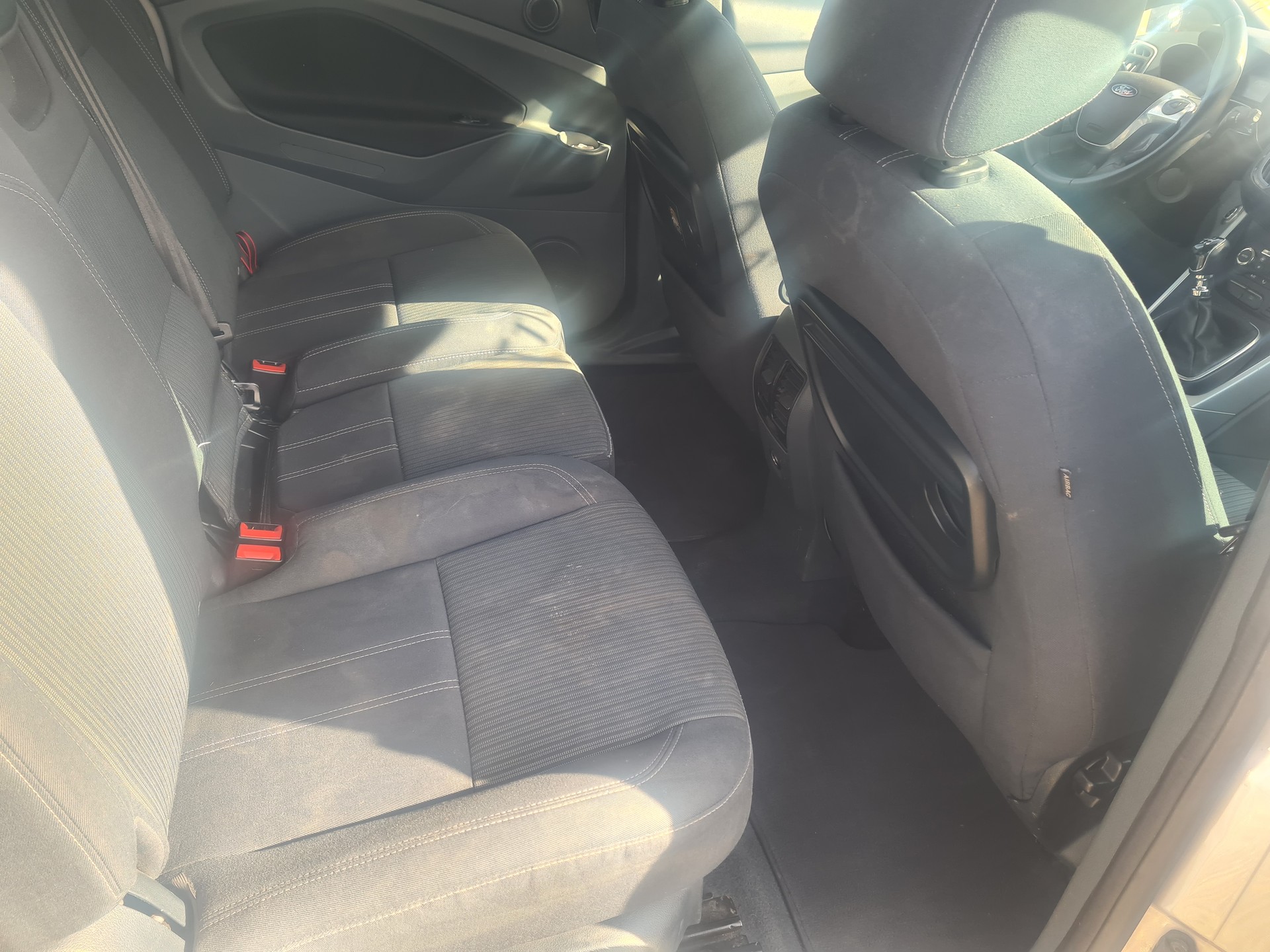 FORD Grand C-Max 1.6 TDCi Ambiente-image-5