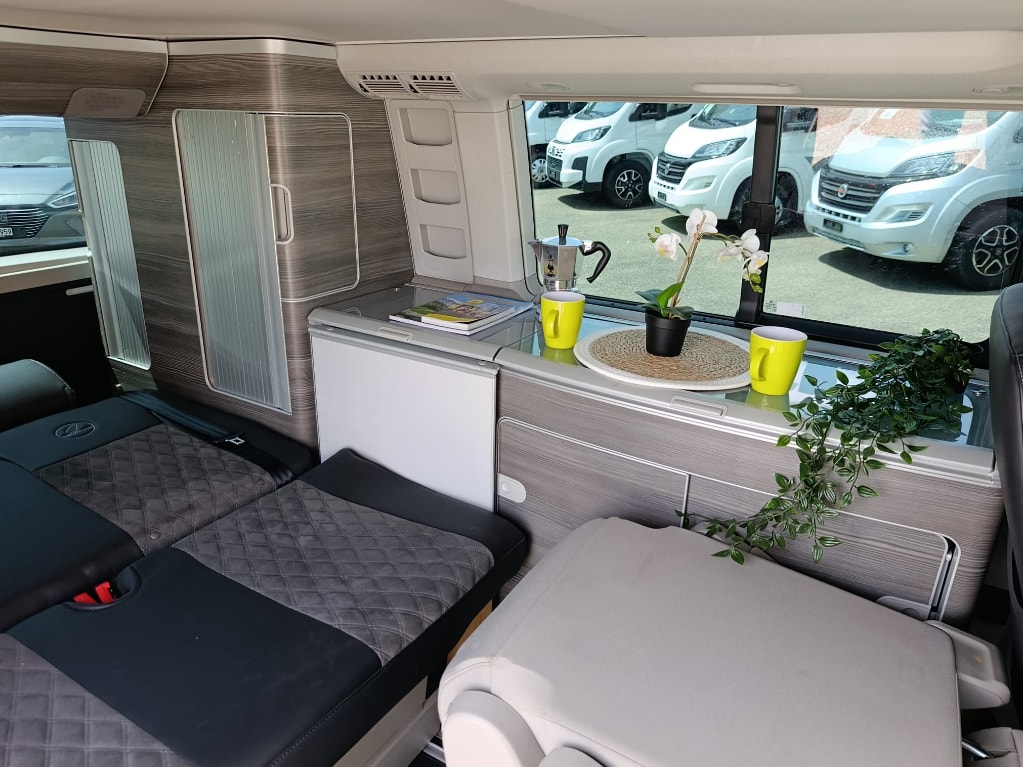 VW T6 California 2.0 Bi-TDI Ocean GREY DSG-showroom-element-1