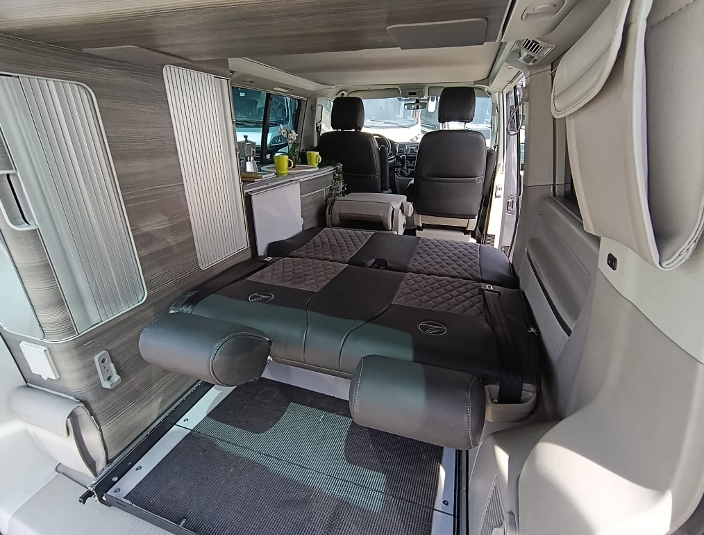 VW T6 California 2.0 Bi-TDI Ocean GREY DSG-image-16