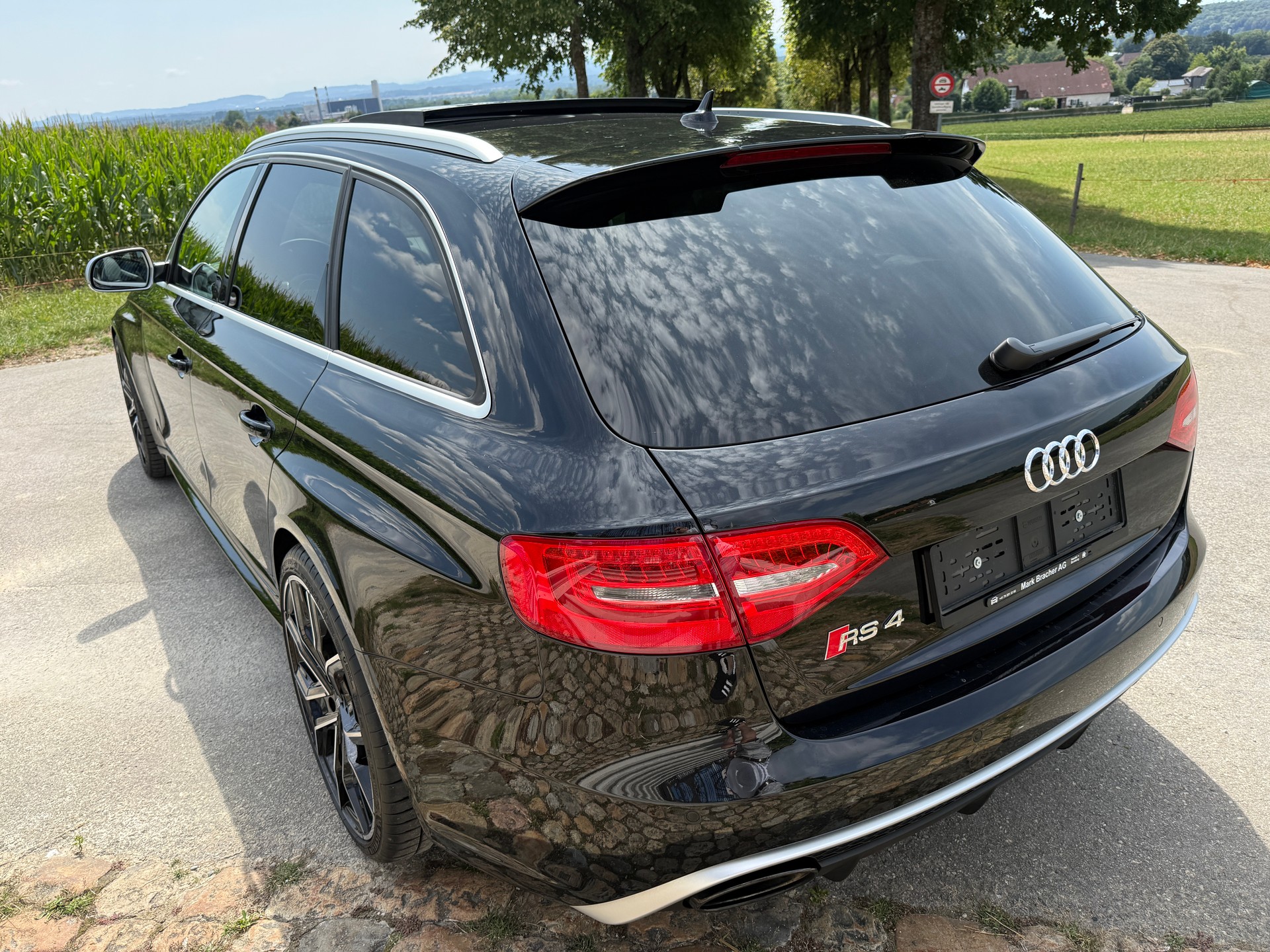 AUDI RS4 Avant 4.2 FSI V8 quattro S-tronic-image-7