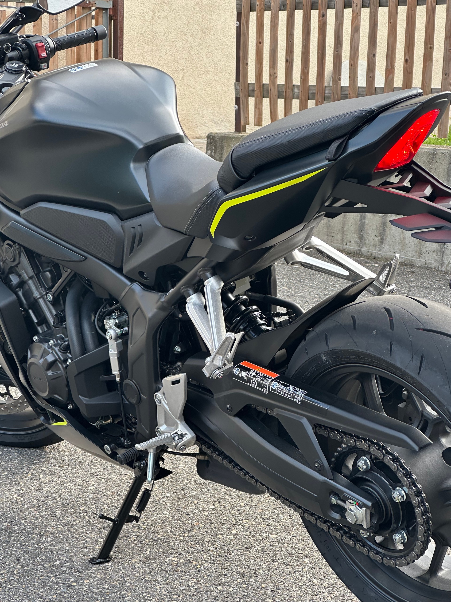 HONDA CBR 650 R E-Clutch (35kW)-image-4