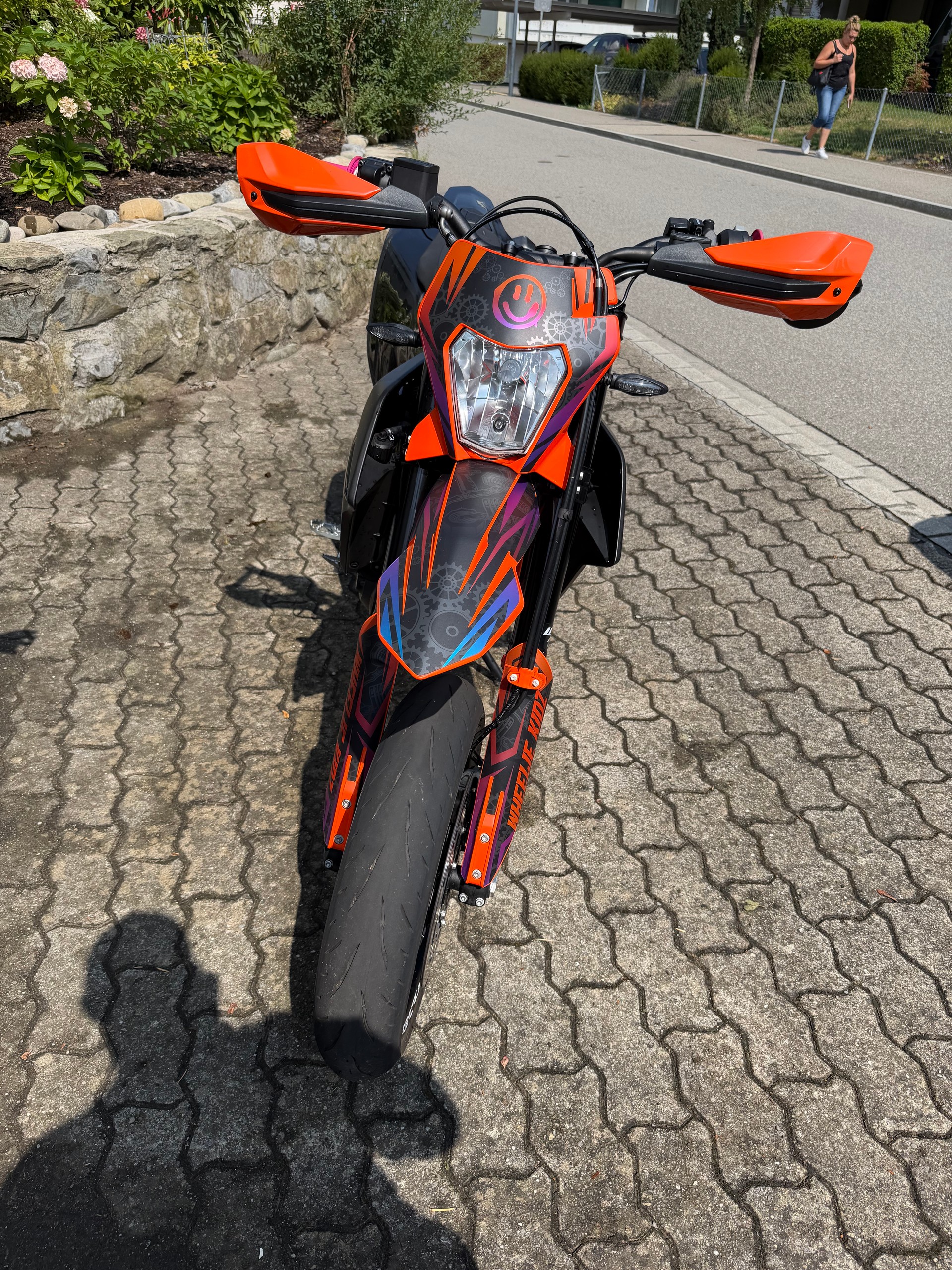KTM 690 SMC R-image-1