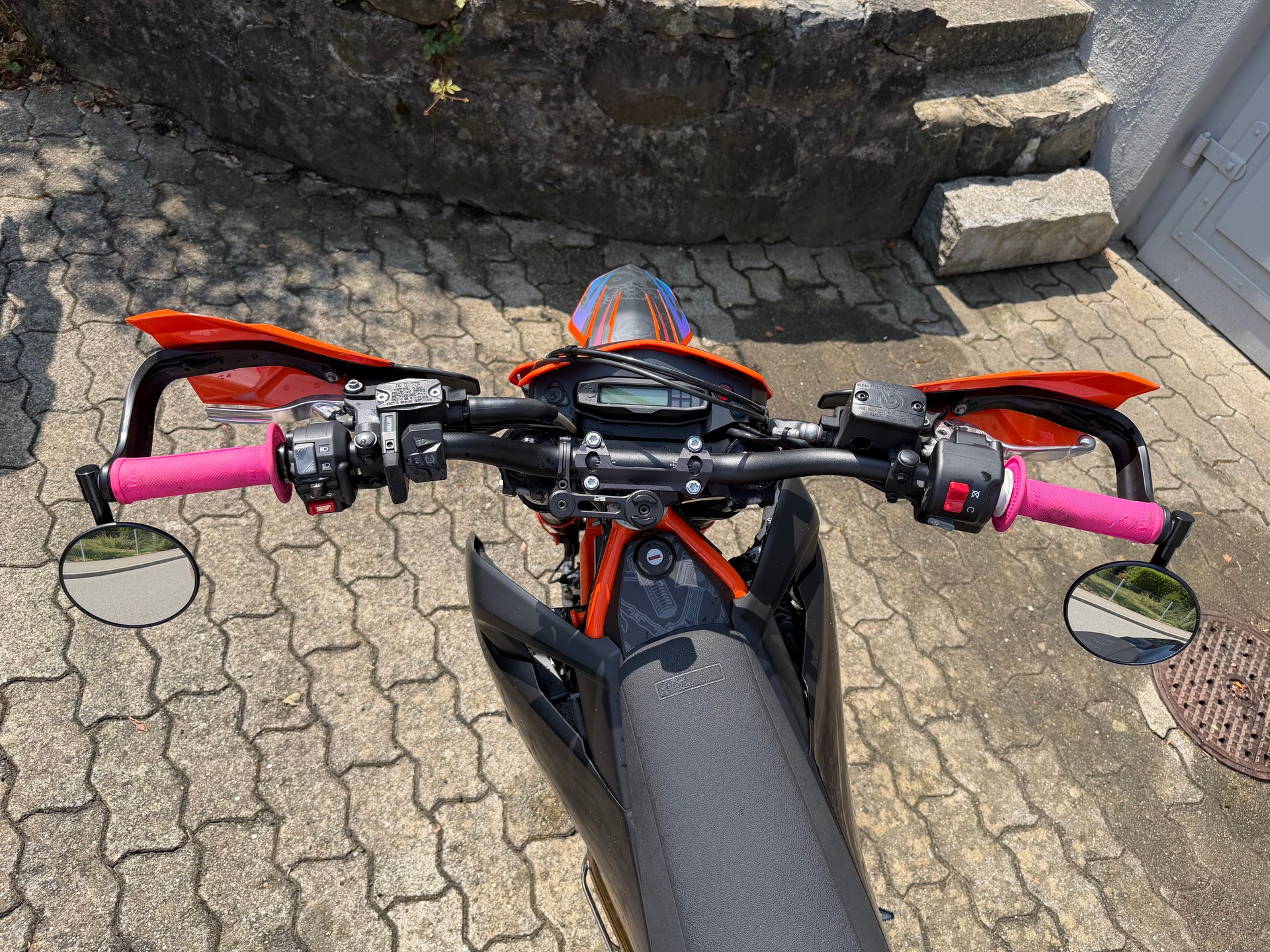 KTM 690 SMC R-image-4