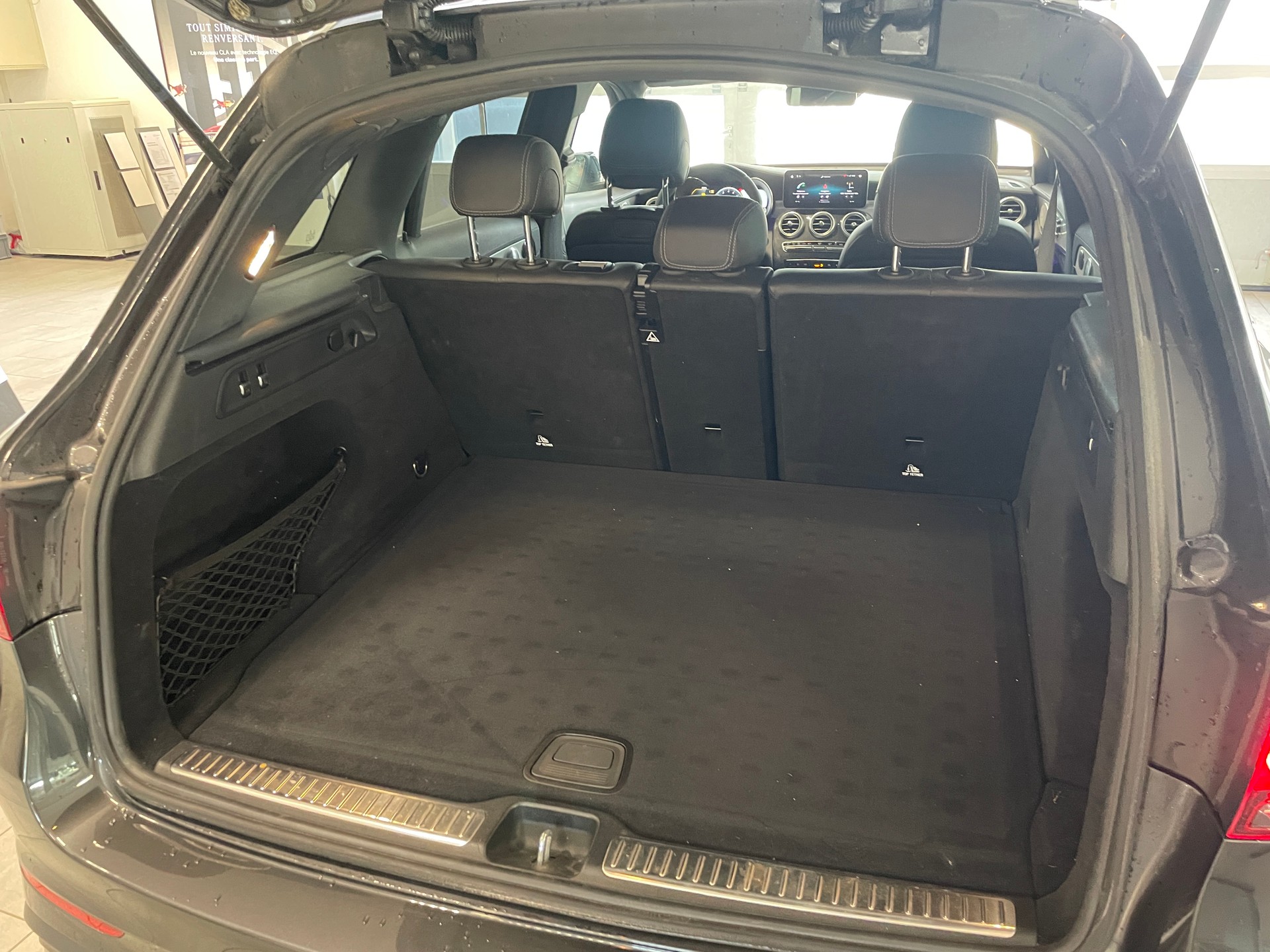 MERCEDES-BENZ GLC 63 S AMG 4Matic 9G-Tronic-image-7