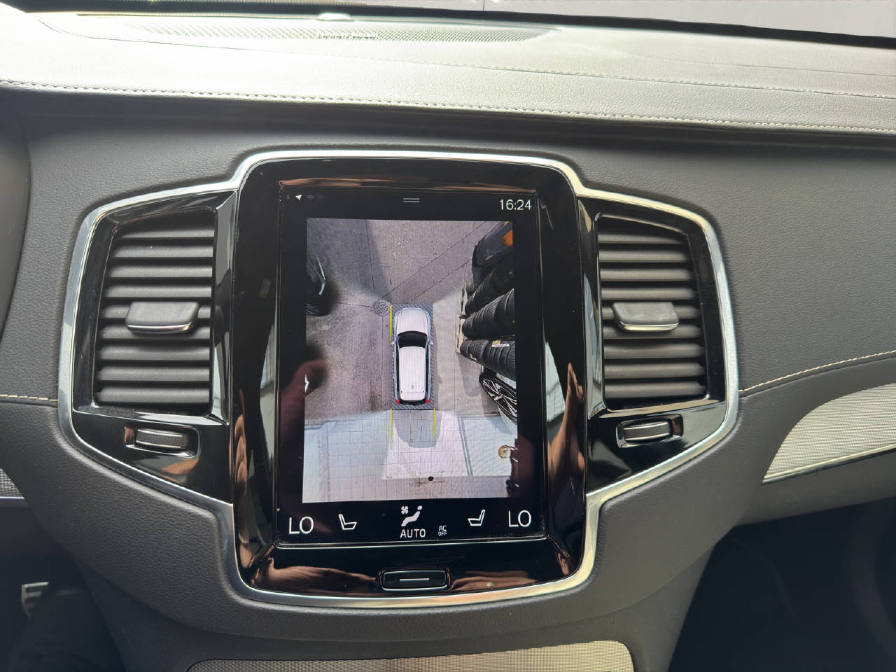 VOLVO XC90 2.0 T8 TE R-Design 7P. eAWD-image-13
